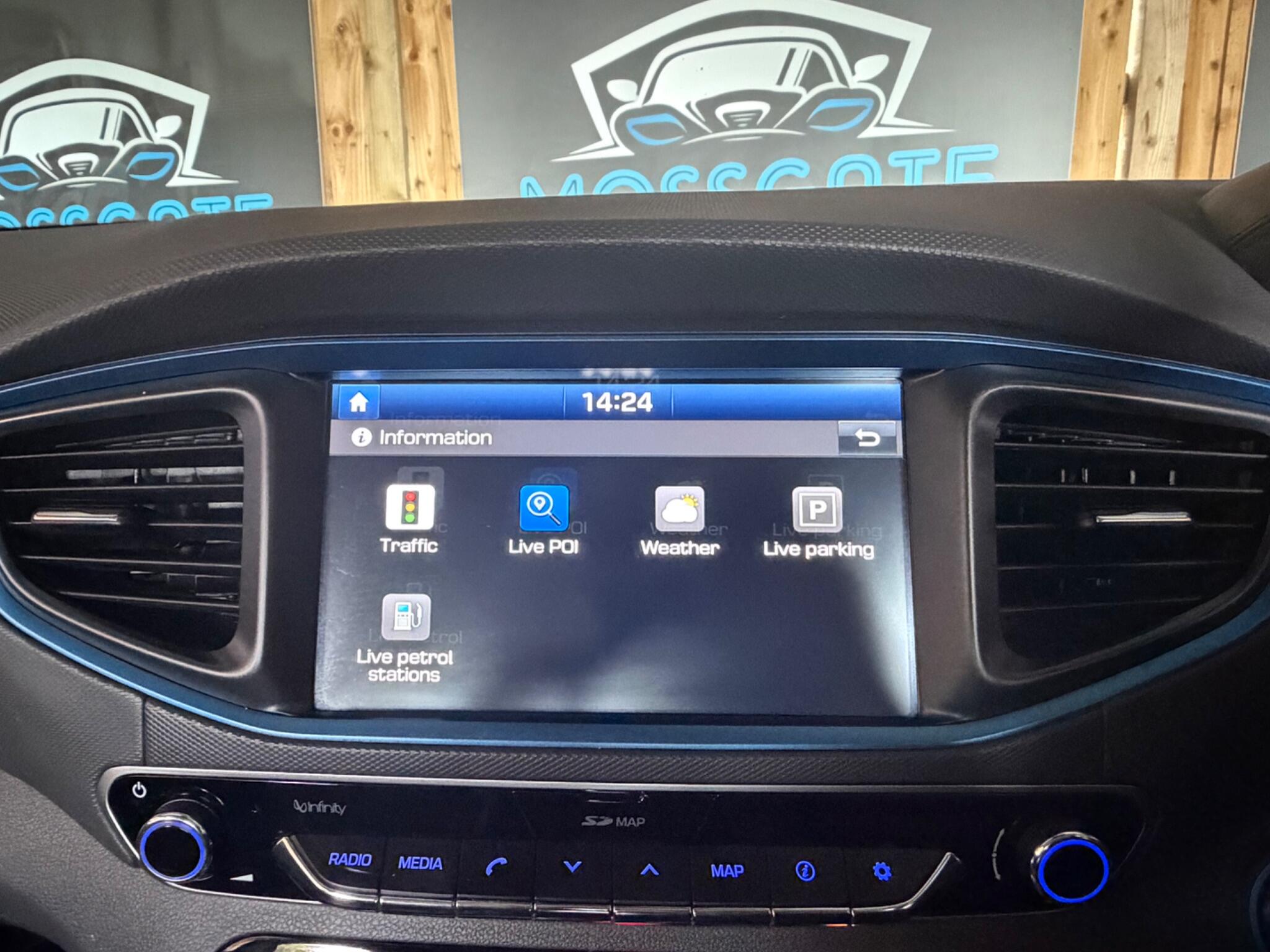 Hyundai Ioniq view 38
