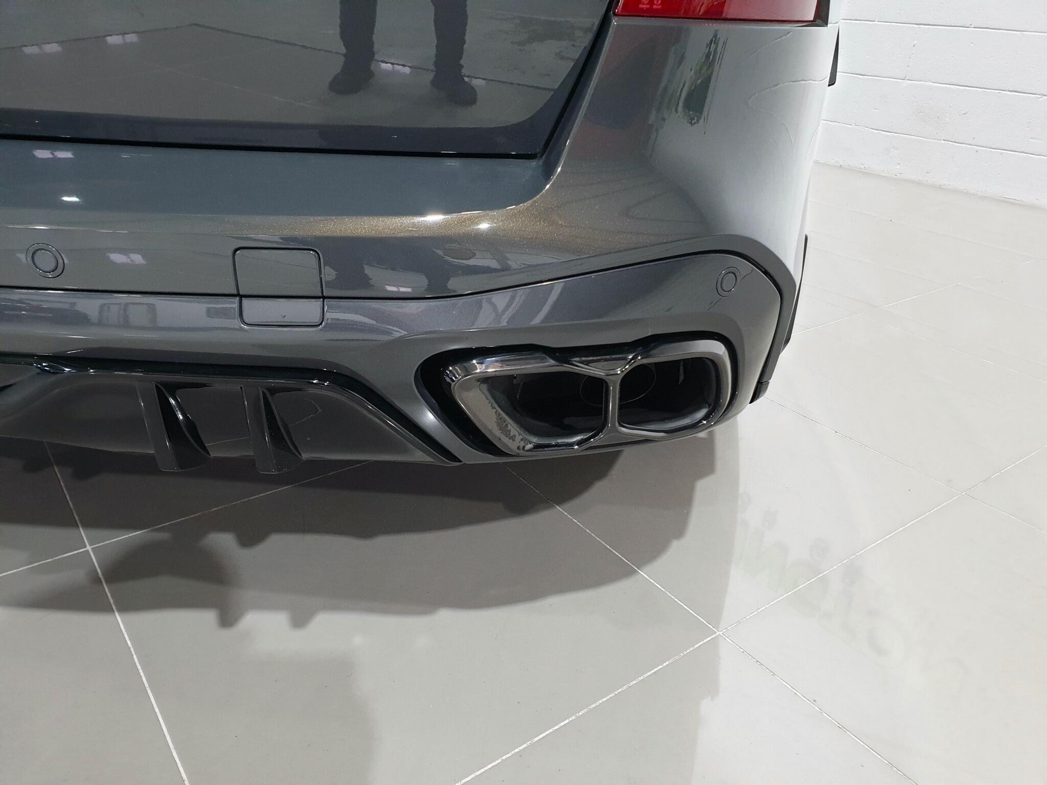 BMW X5 view 21