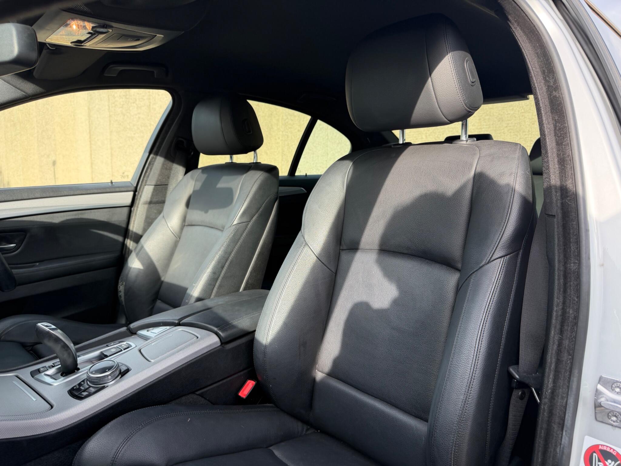 BMW 5 Series view 37