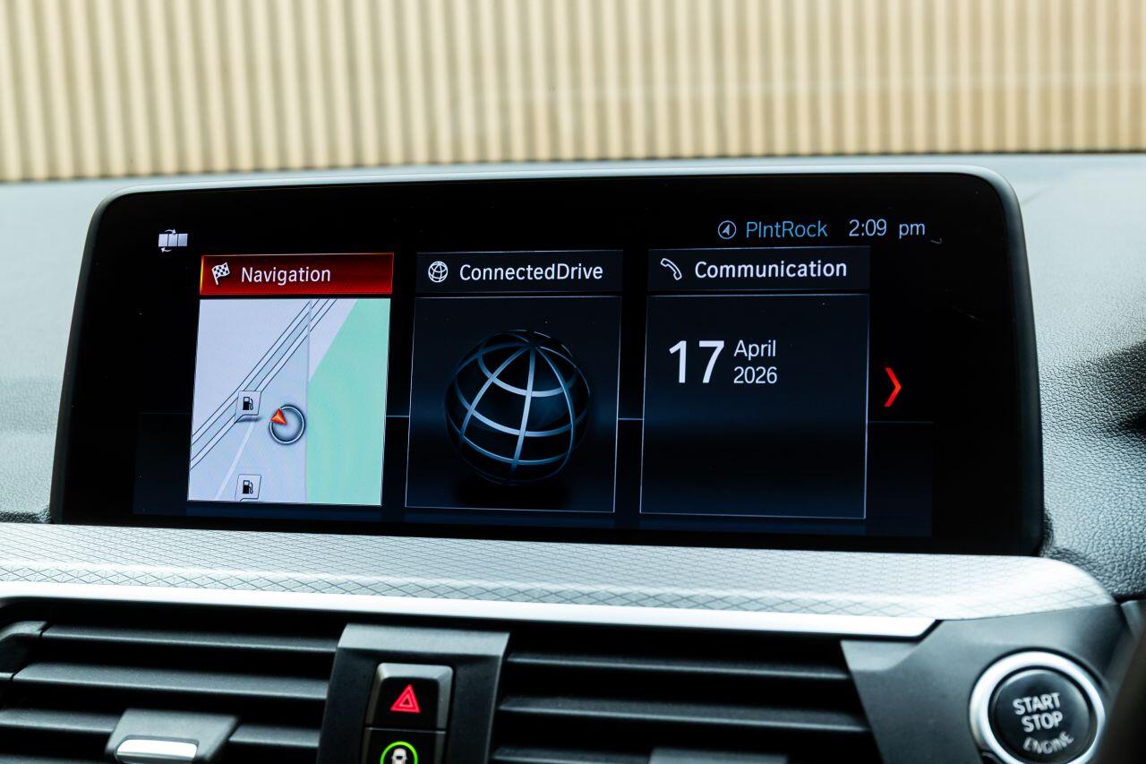 BMW X3 view 21