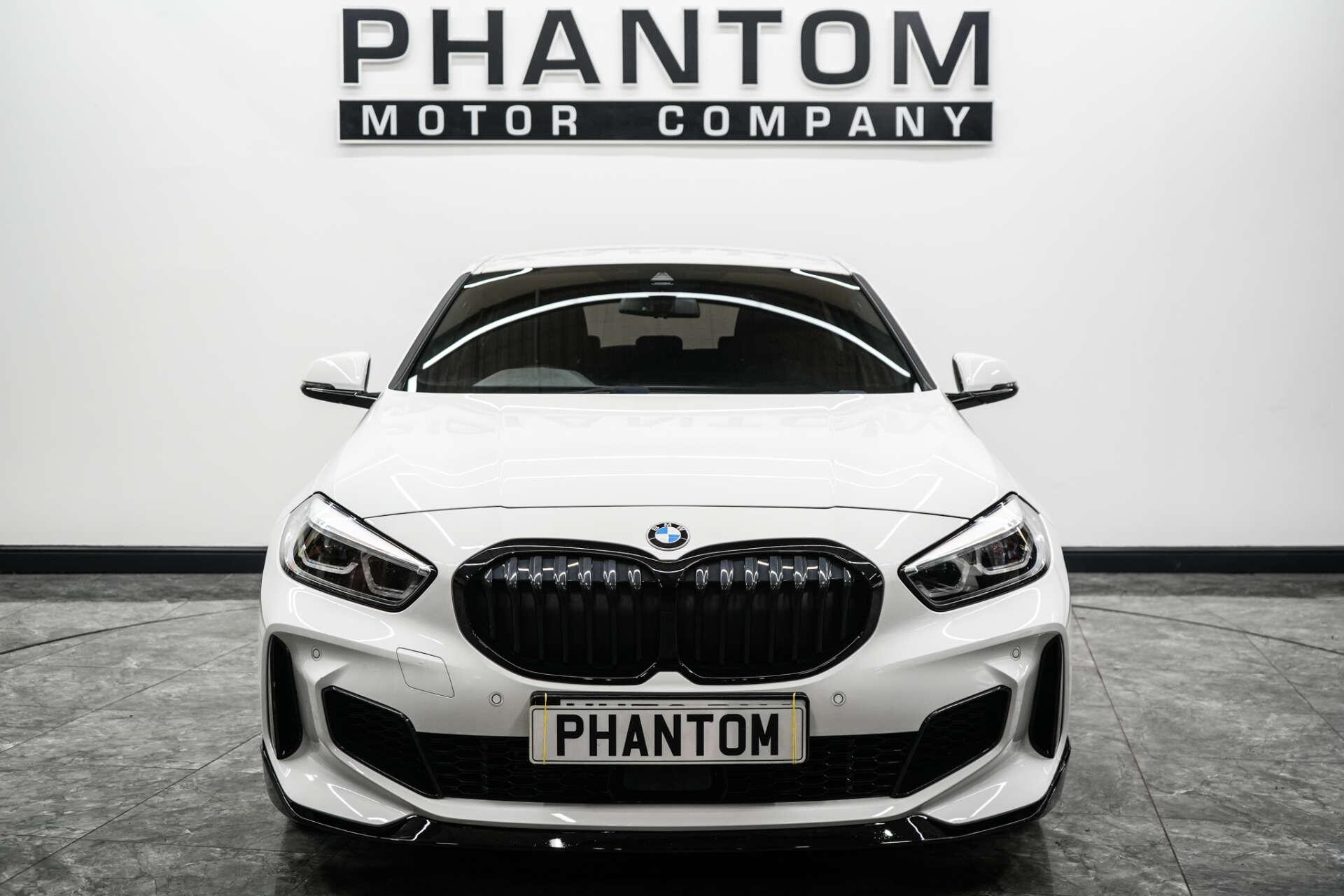 BMW 1 Series view 2