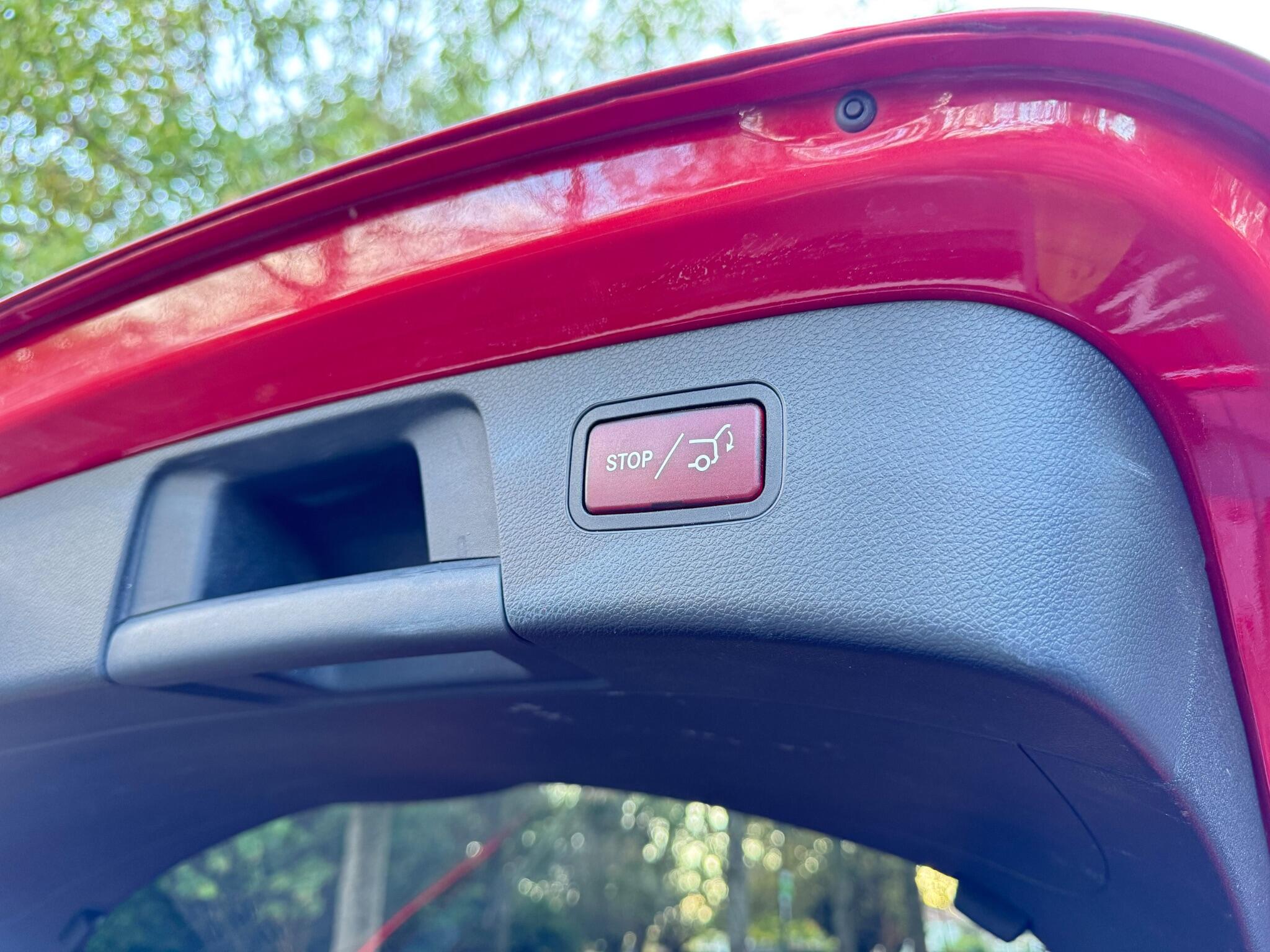 Mercedes-Benz Gla view 23