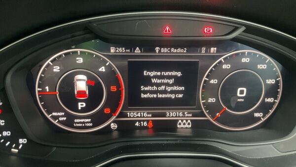 Audi Q5 view 12