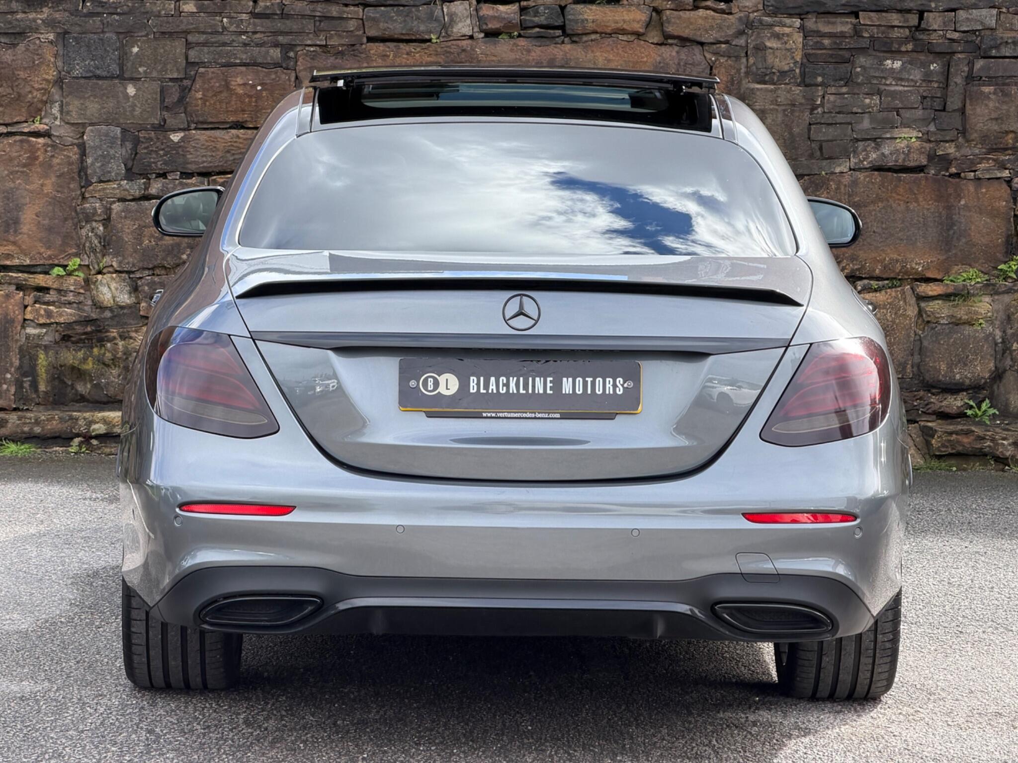 Mercedes-Benz E-Class view 6