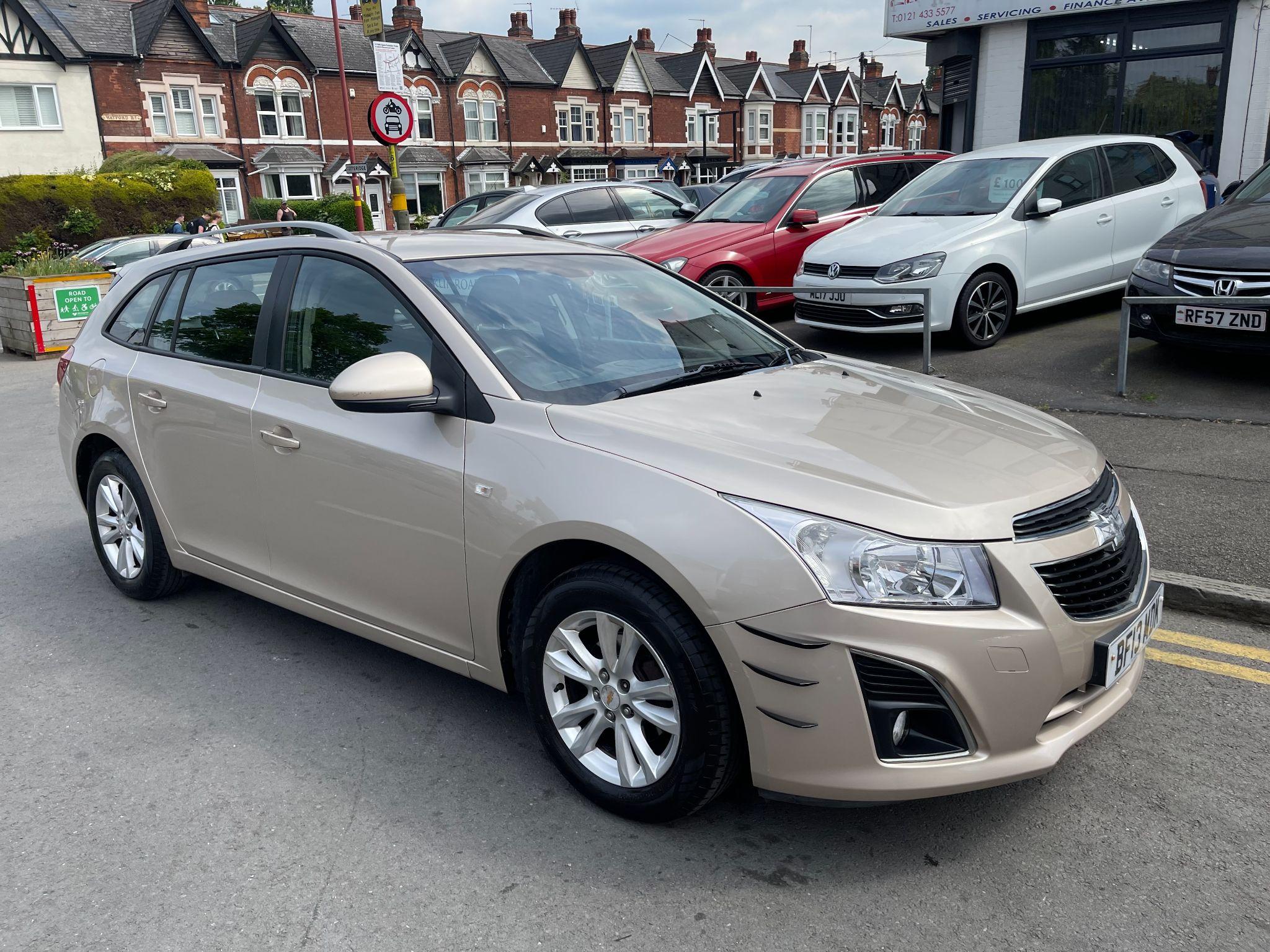 Chevrolet Cruze view 6