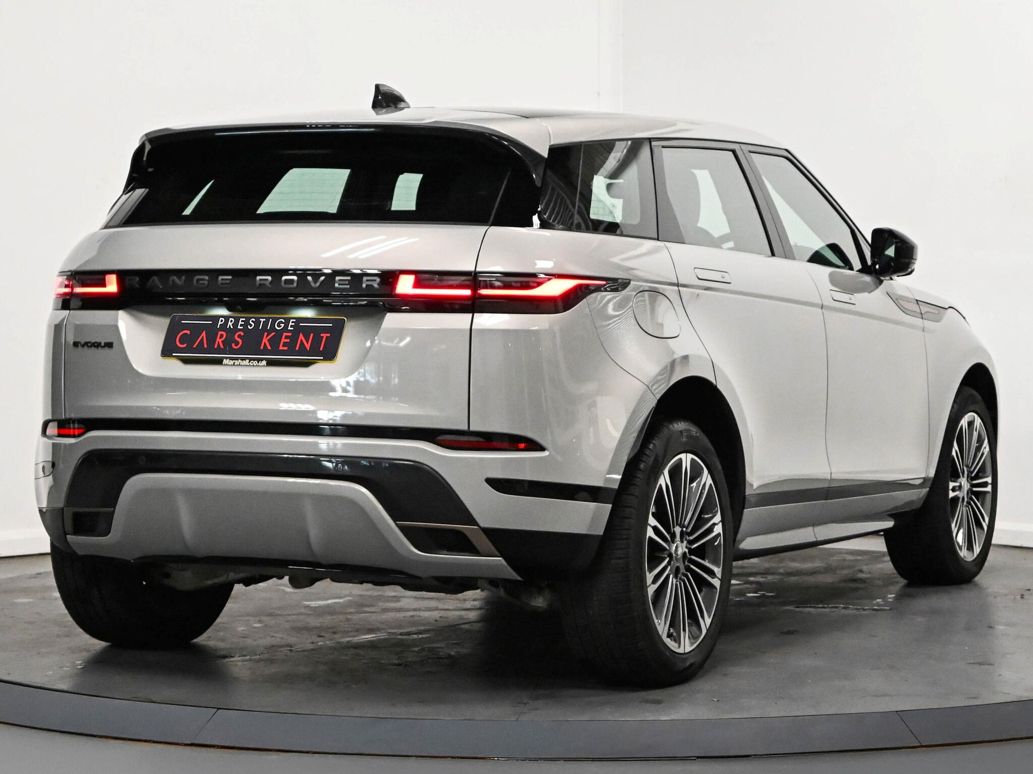Land Rover Range Rover Evoque view 28