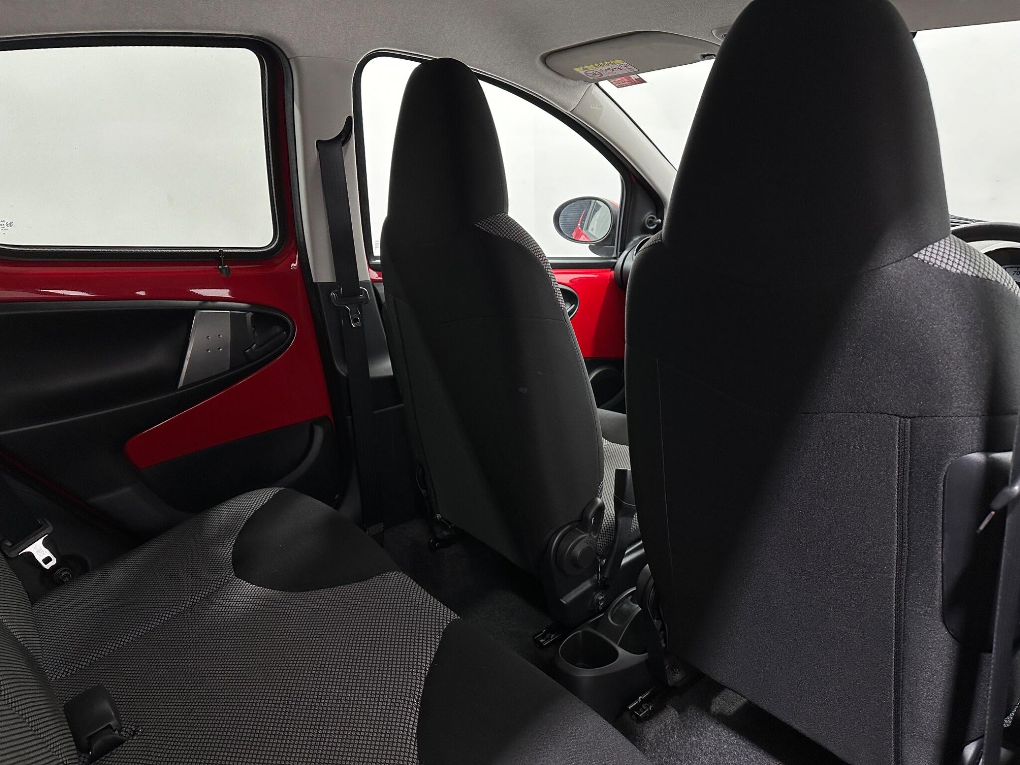 Toyota Aygo view 31