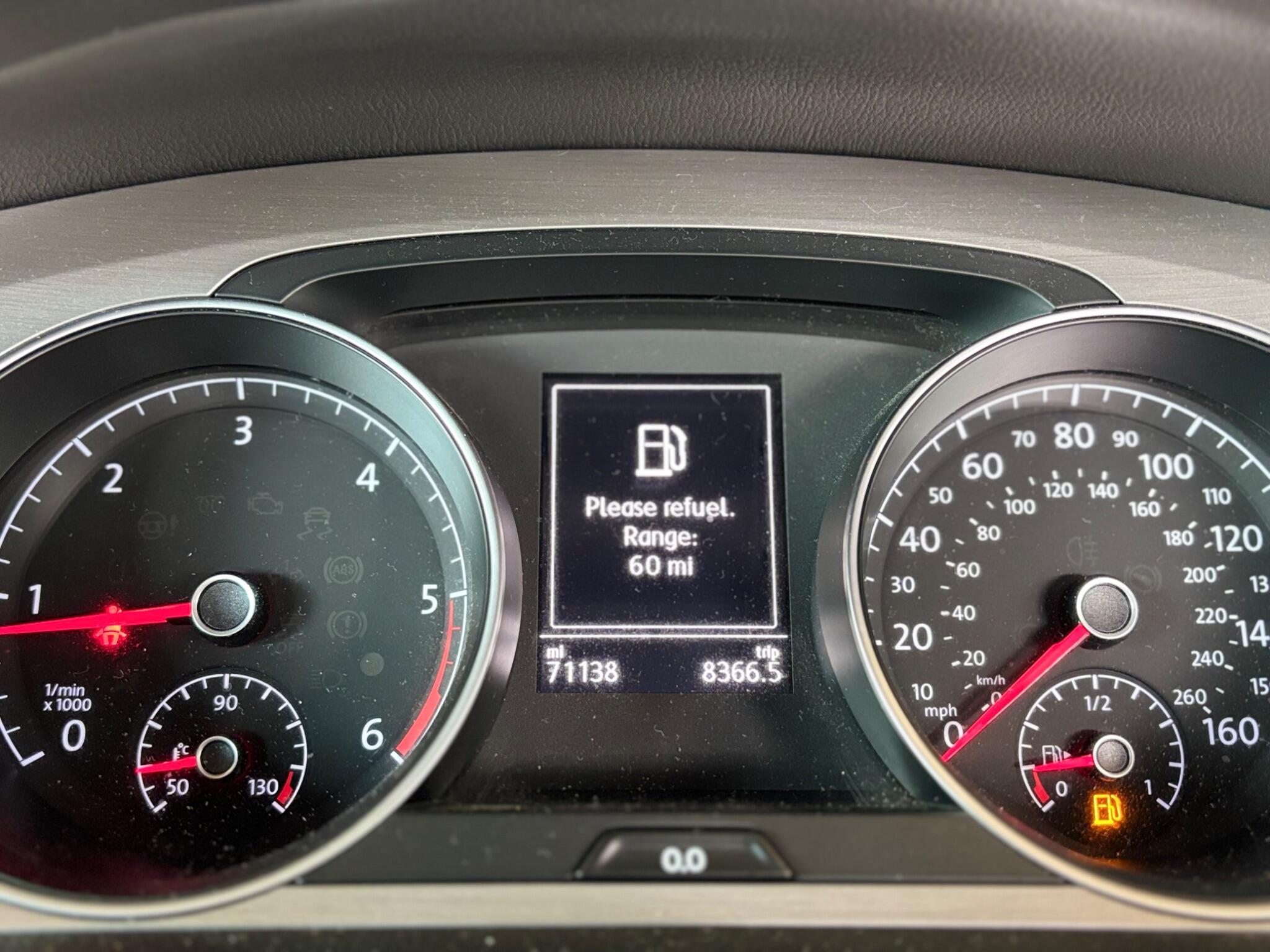 Volkswagen Golf view 25