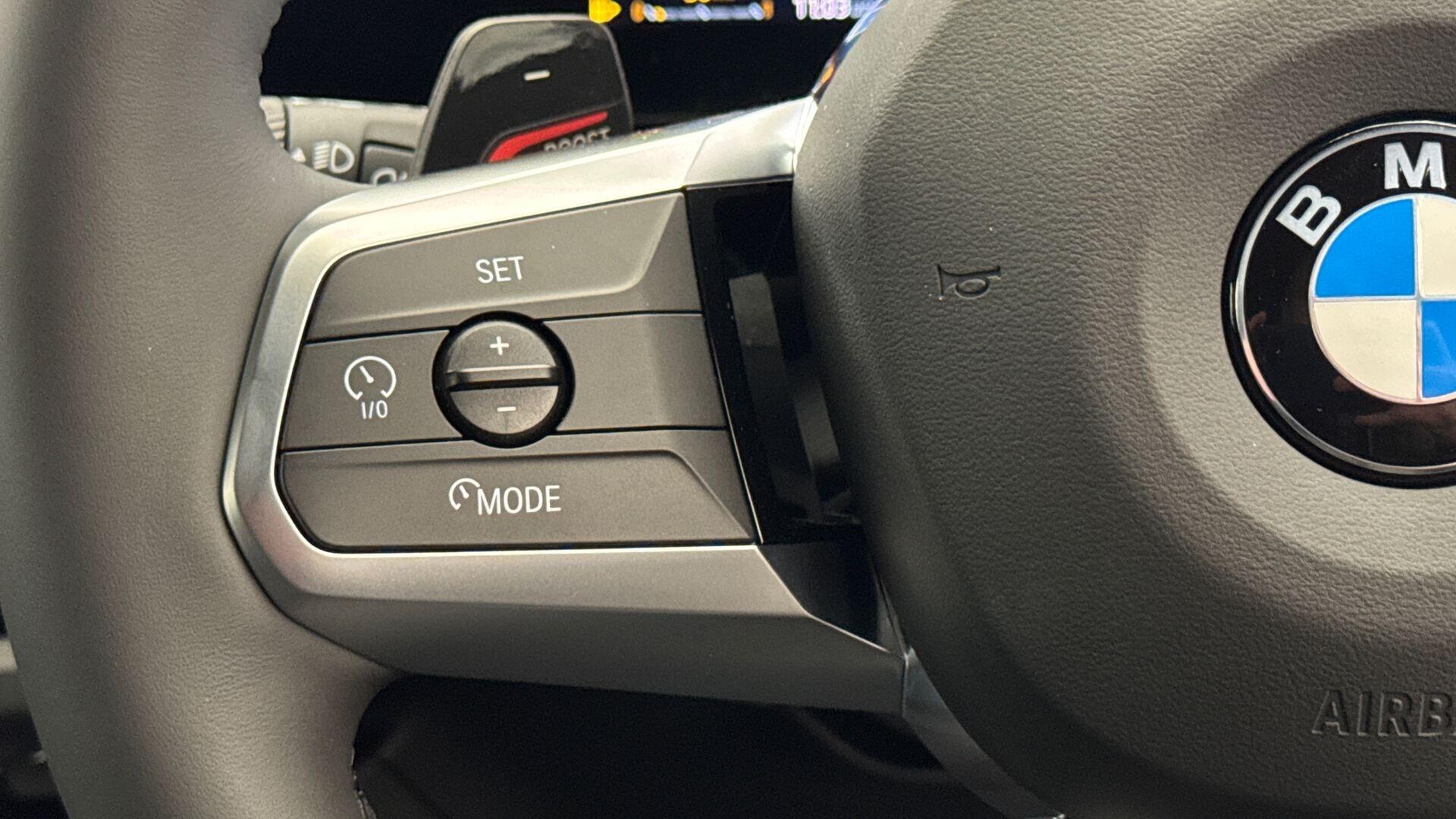BMW 2 Series view 17