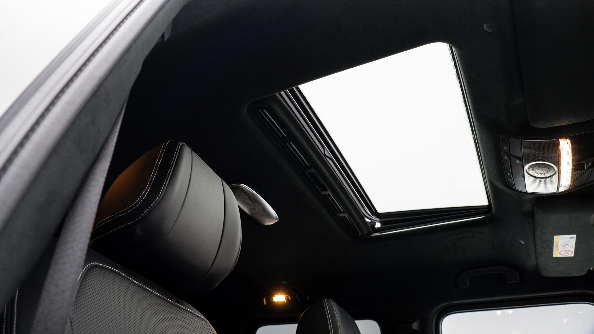 Mercedes-Benz G-Class view 43