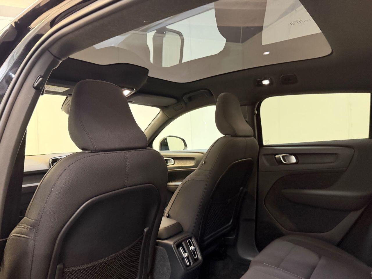 Volvo C40 view 71