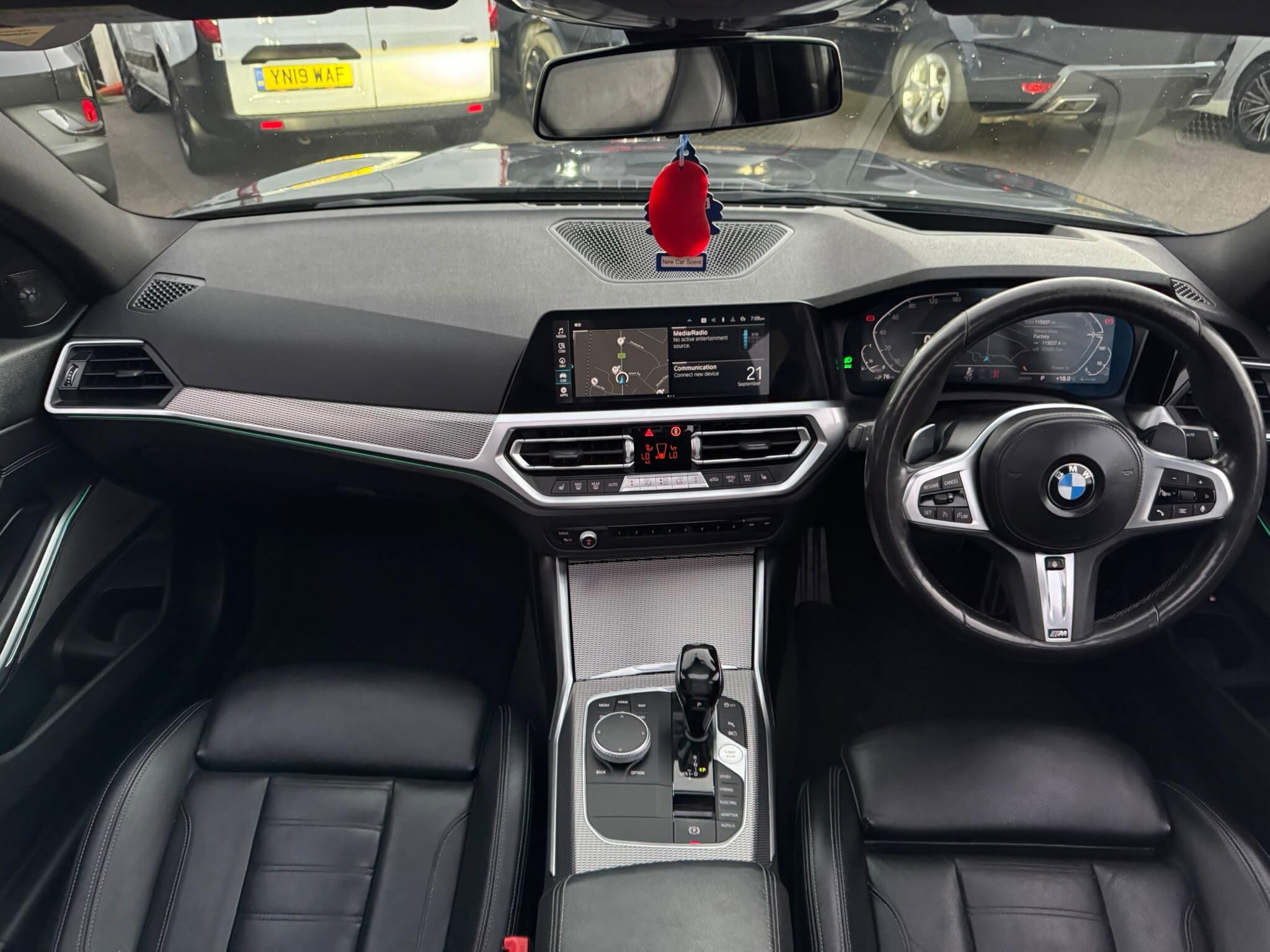 BMW 3 Series view 47