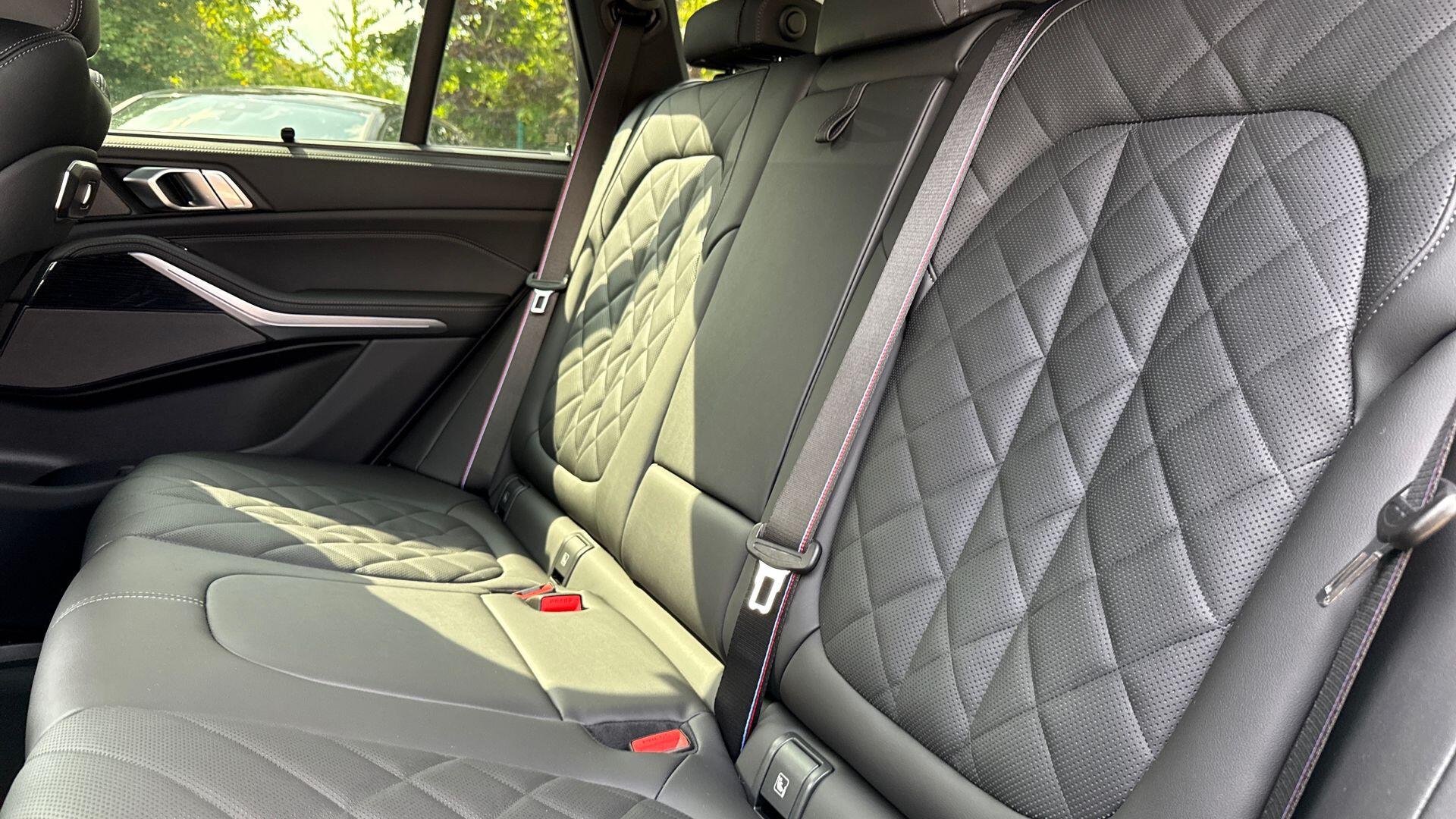 BMW X5 view 12
