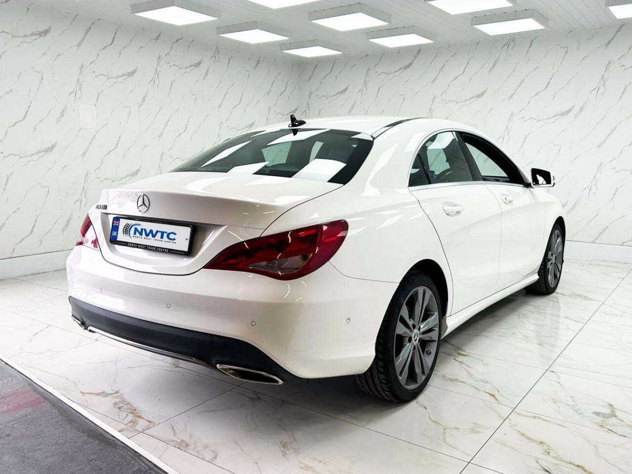Mercedes-Benz Cla view 11