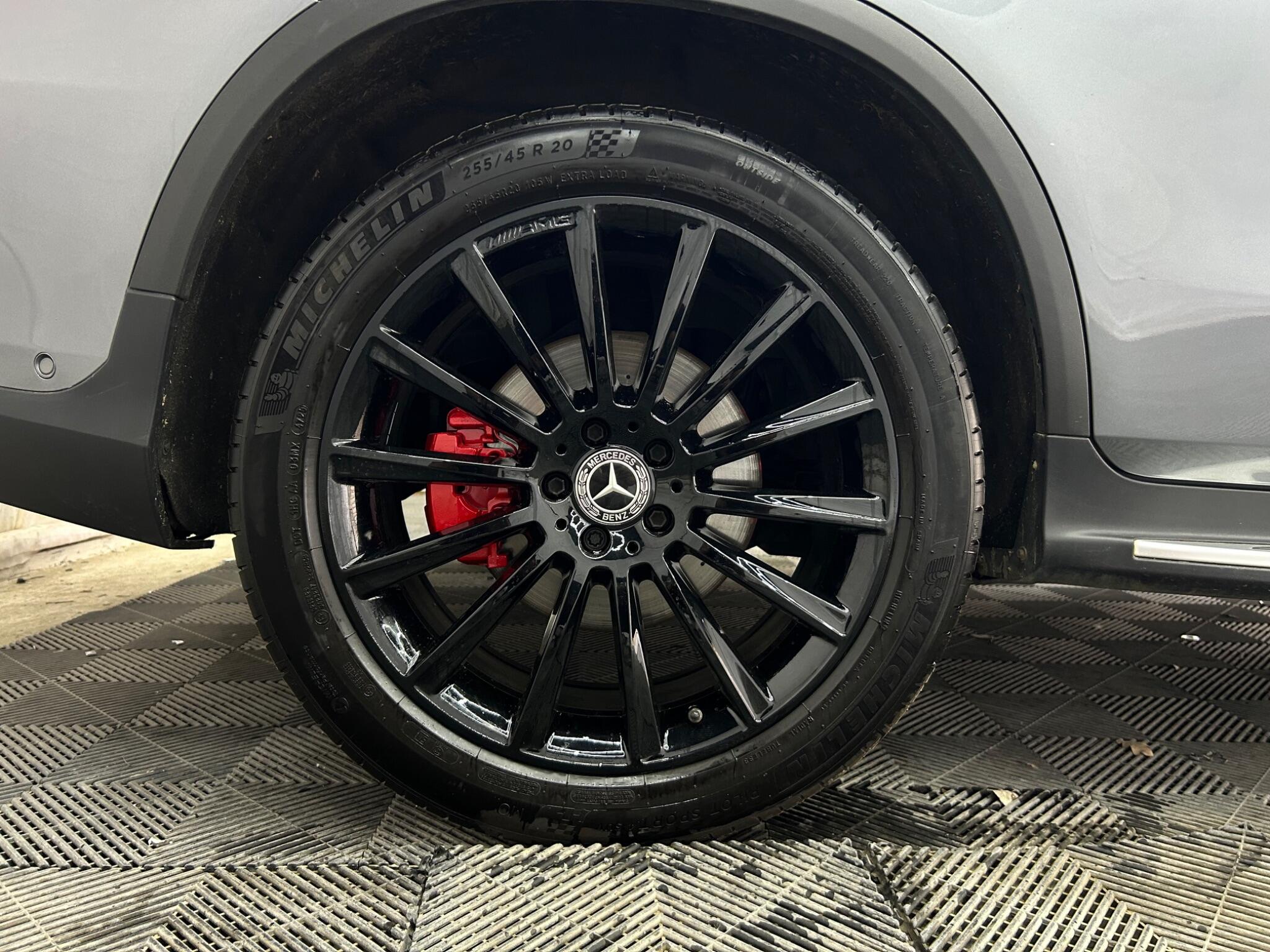 Mercedes-Benz GLC view 35