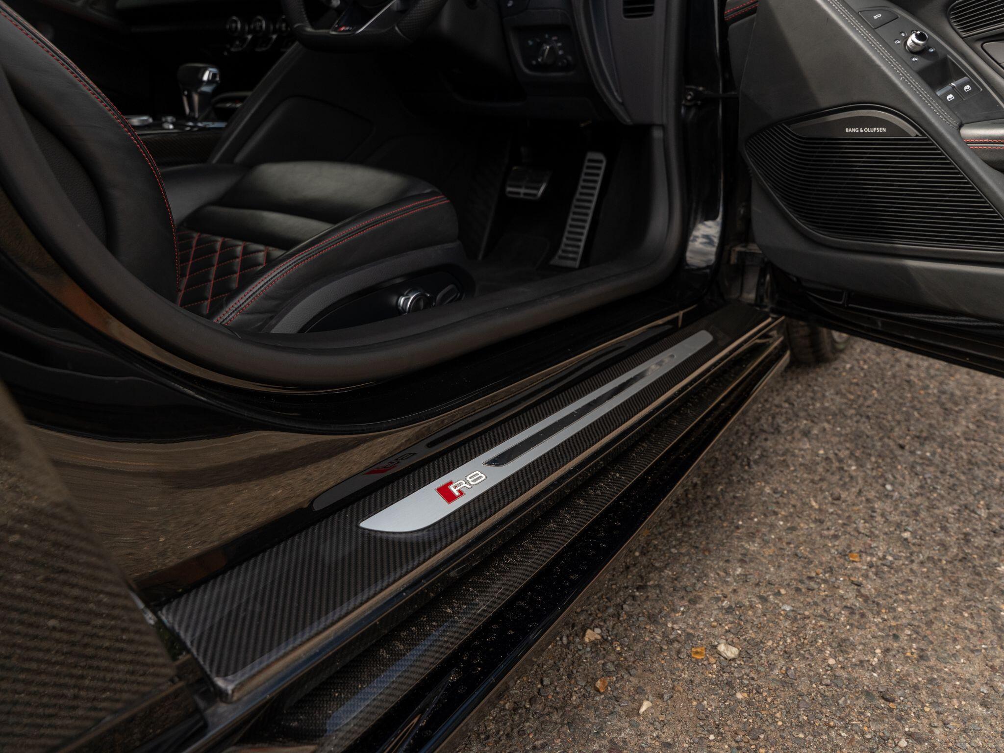 Audi R8 view 57