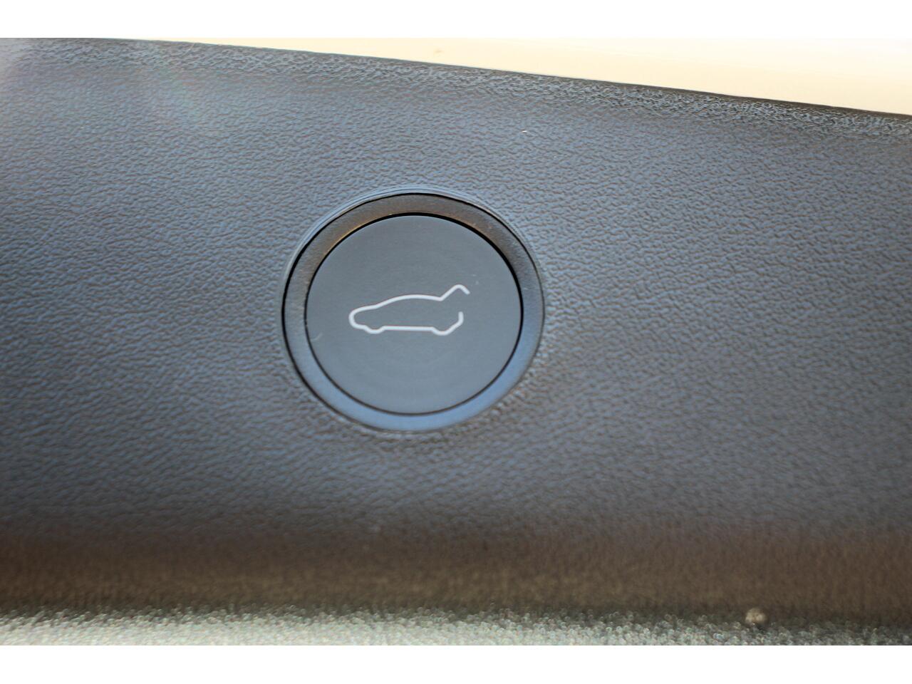Tesla Model 3 view 39