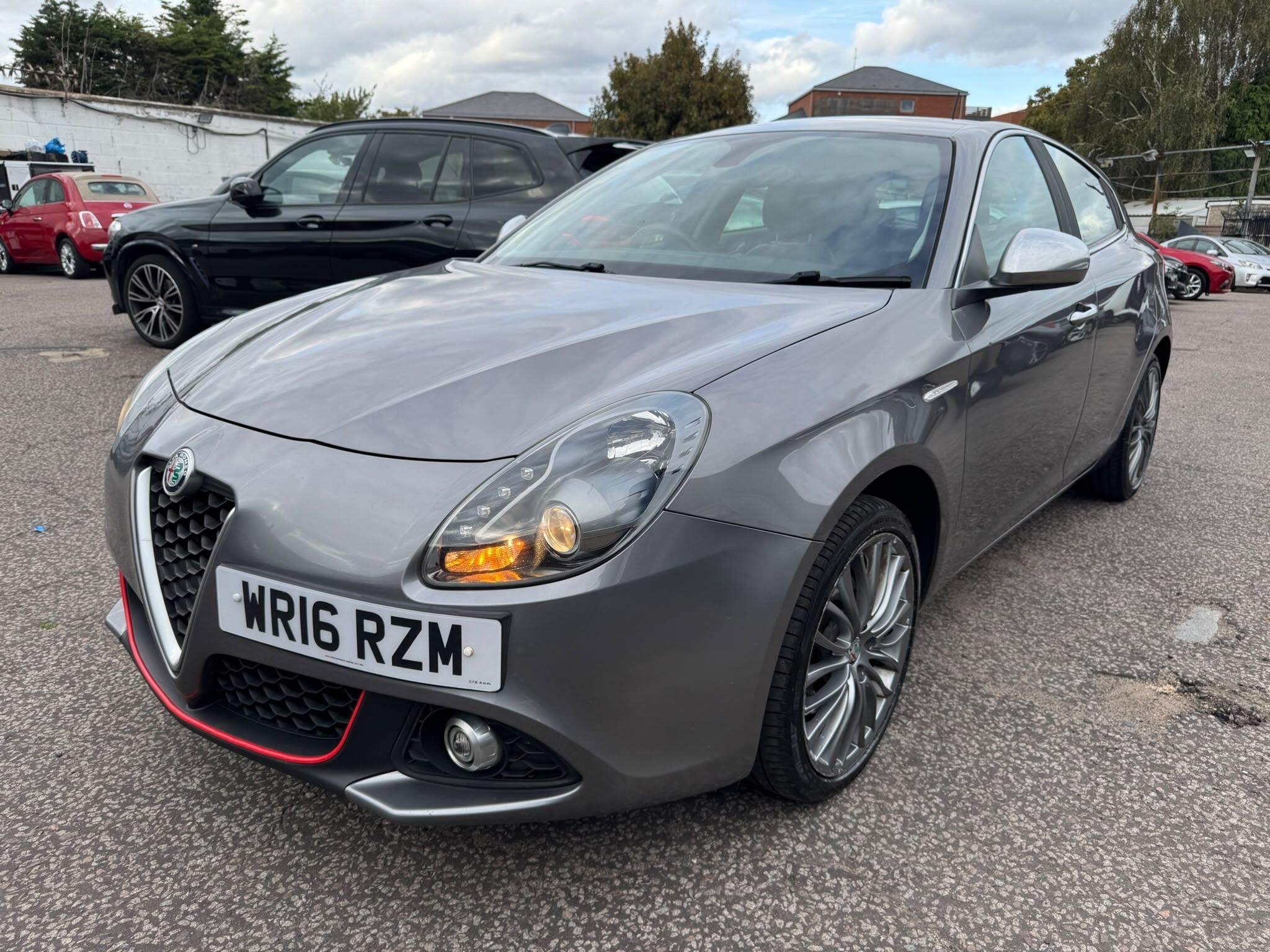 Alfa Romeo Giulietta view 7