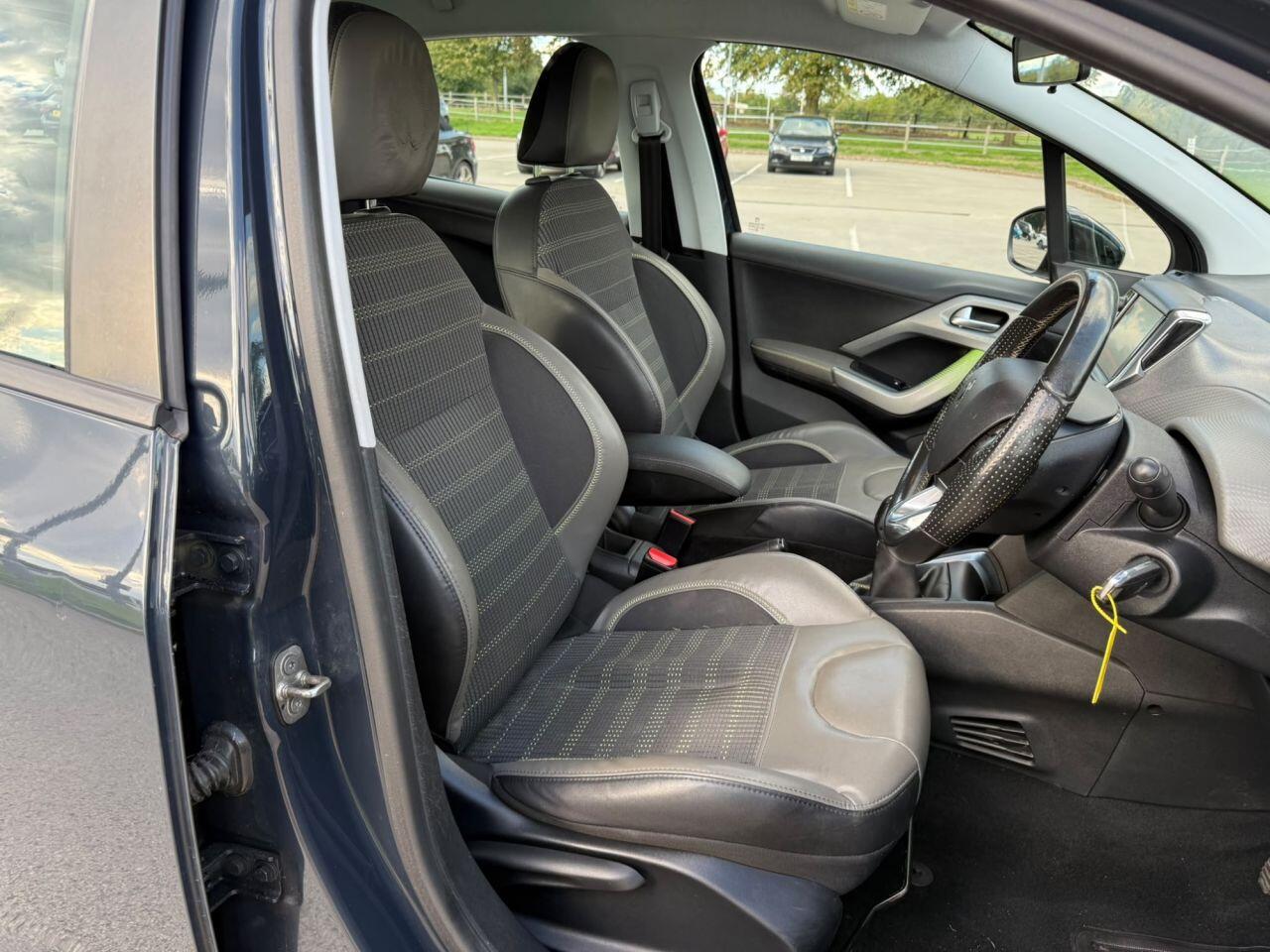 Peugeot 208 view 48