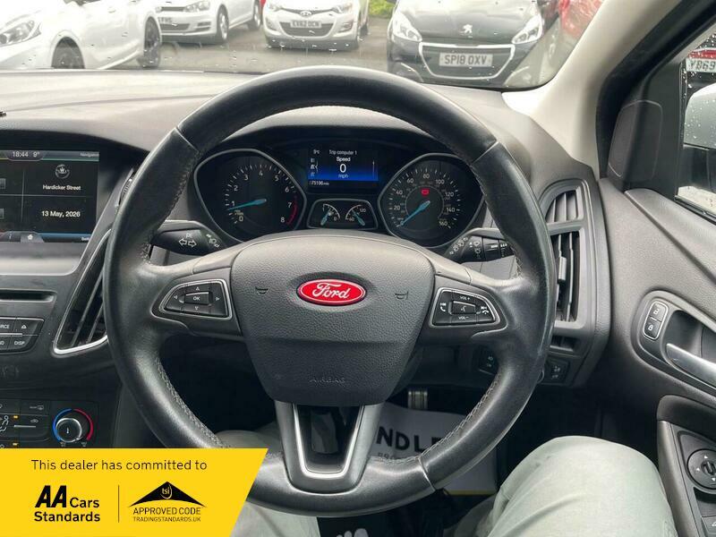 2016 Ford Focus image 37