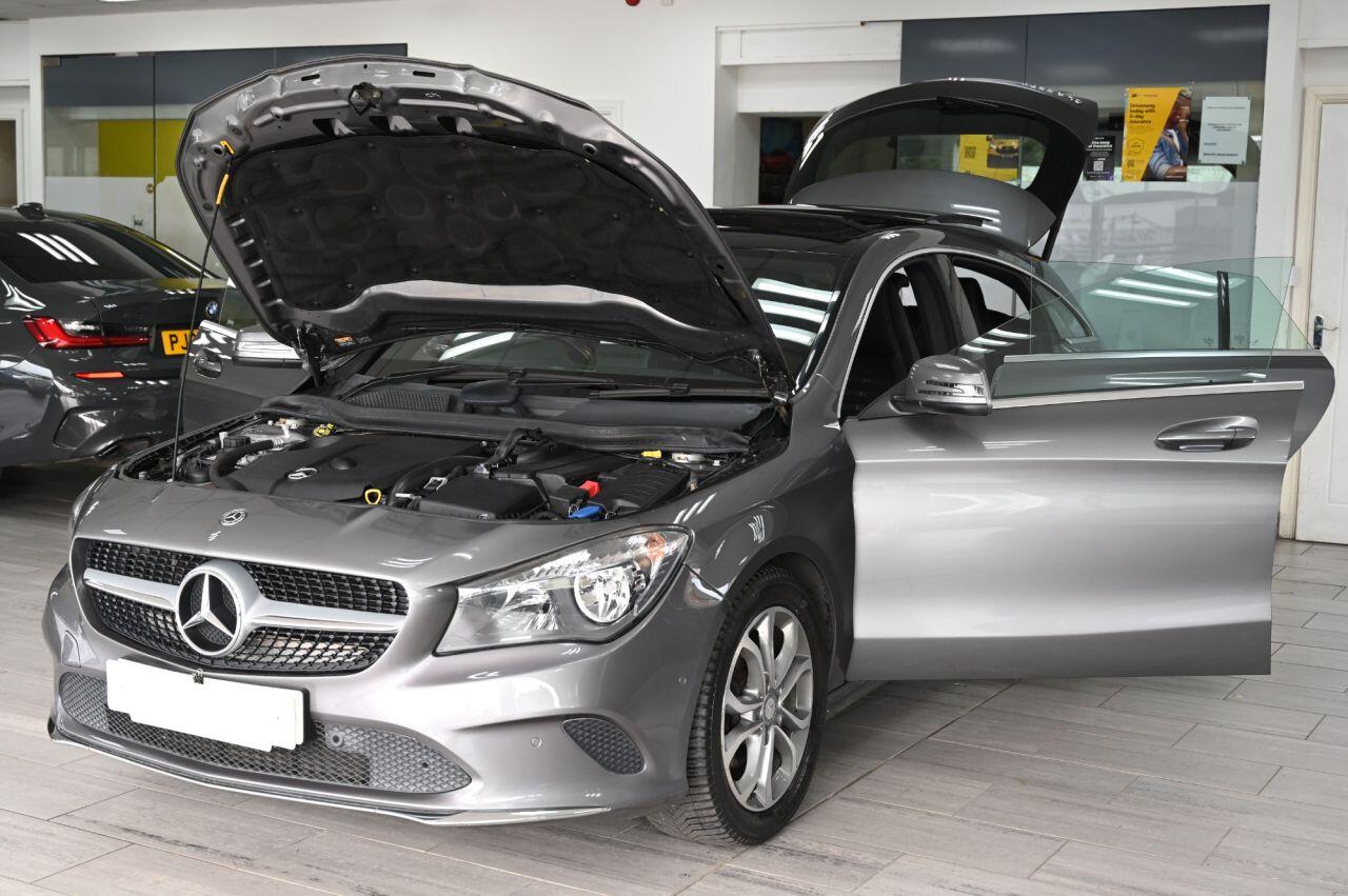 Mercedes-Benz Cla view 12
