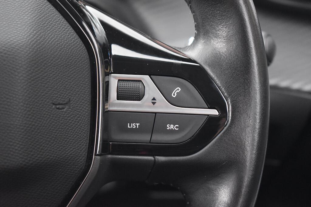 Peugeot 2008 view 48