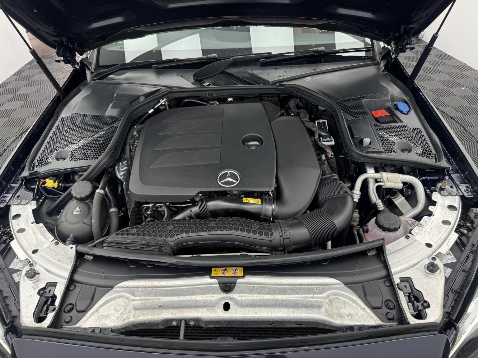 Mercedes-Benz C-Class view 50