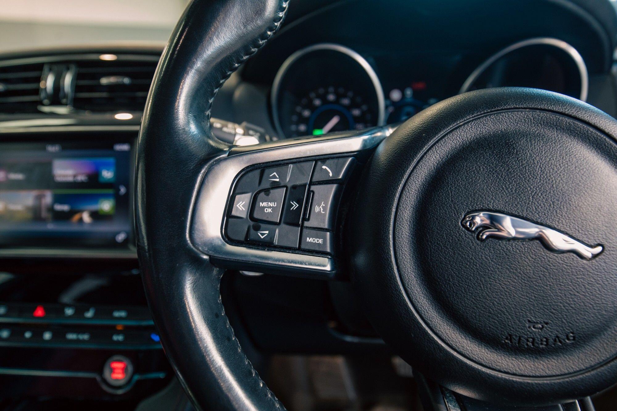 Jaguar F-Pace view 12