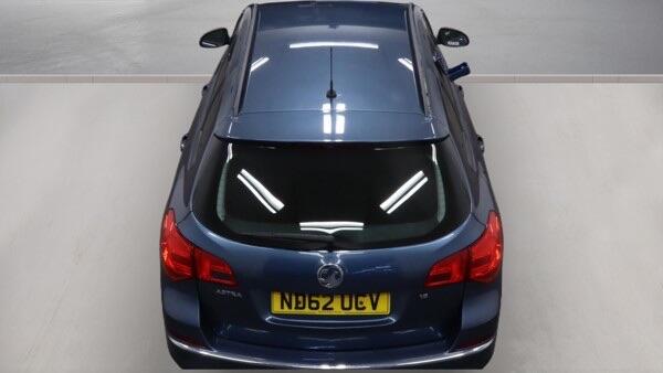 Vauxhall Astra view 9