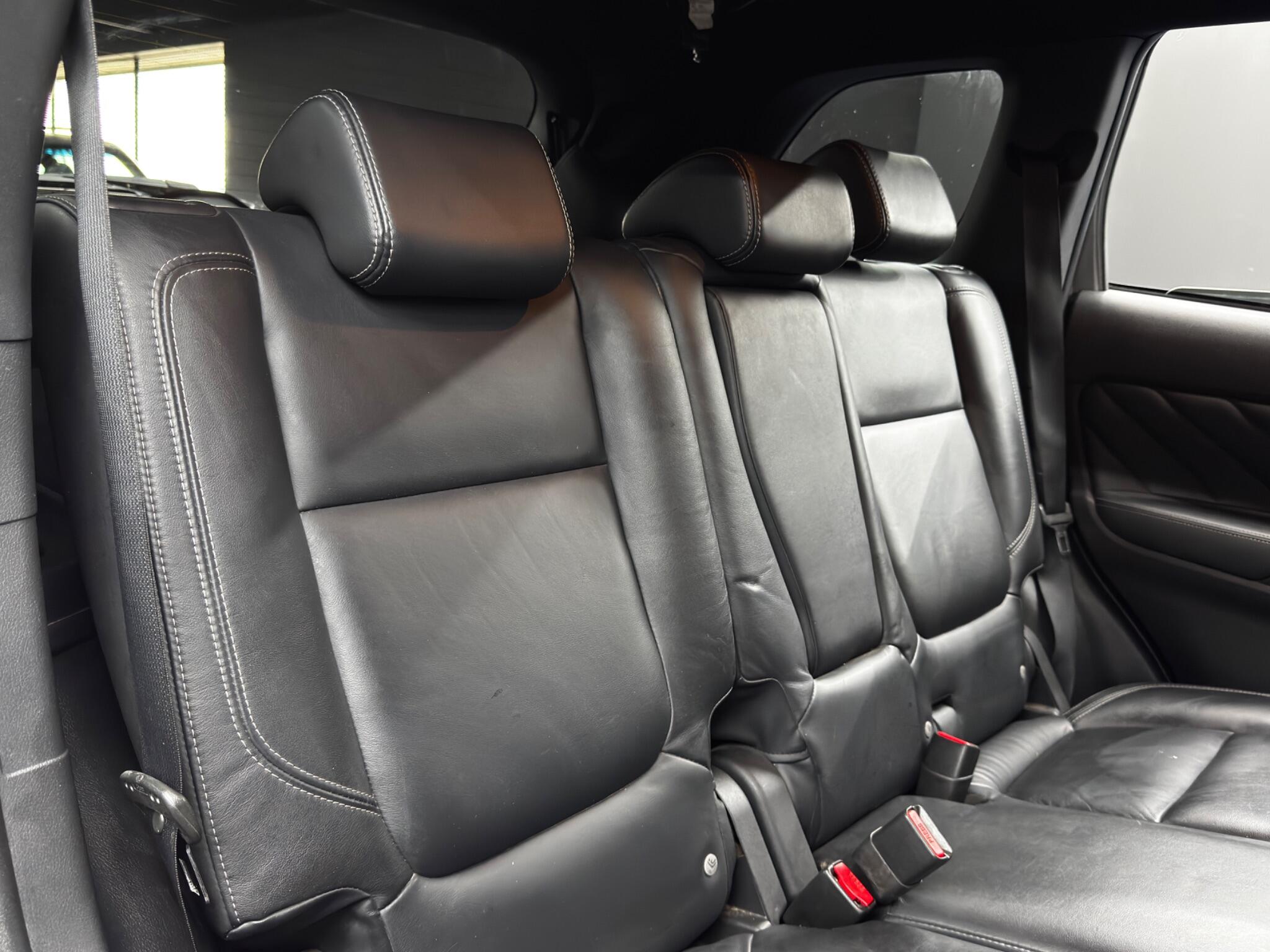 Mitsubishi Outlander view 15
