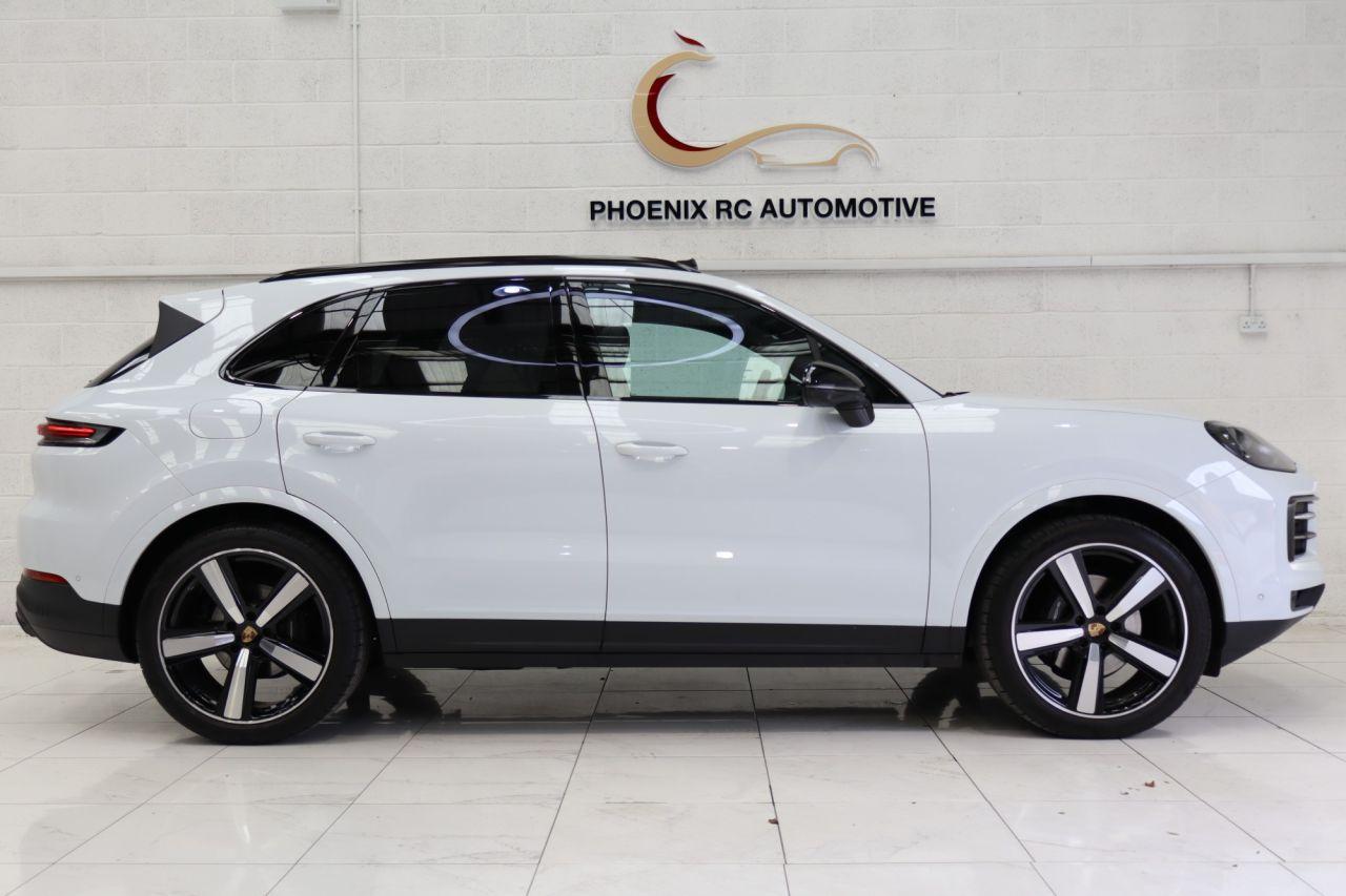 Porsche Cayenne view 6
