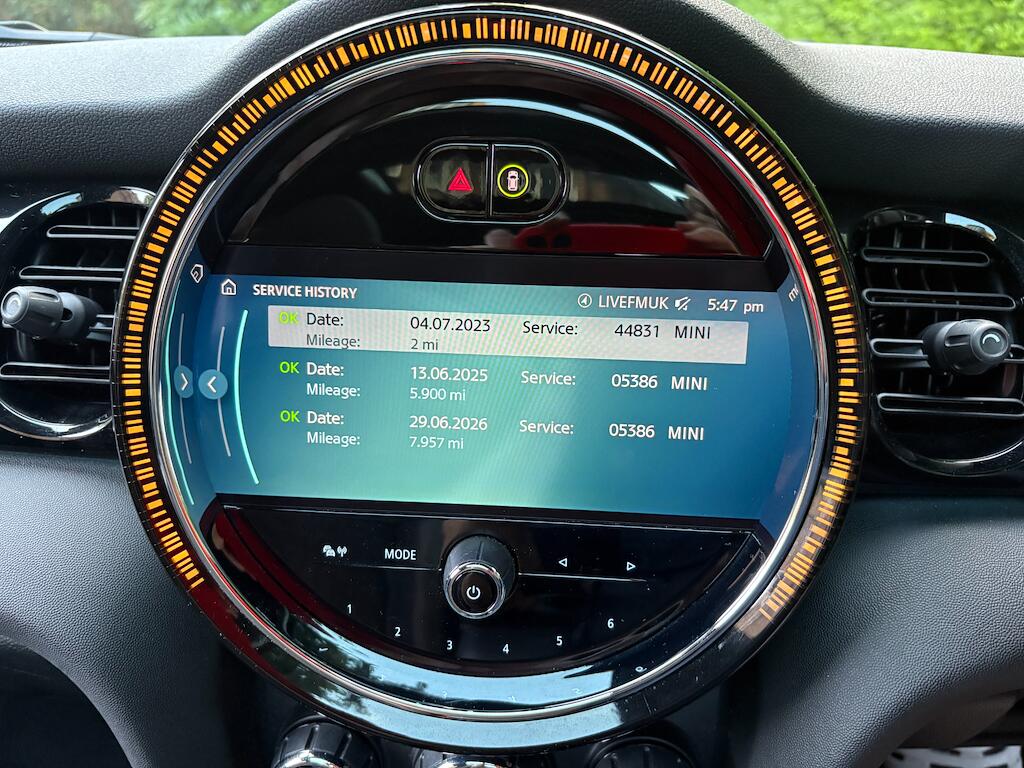 Mini Hatch view 20