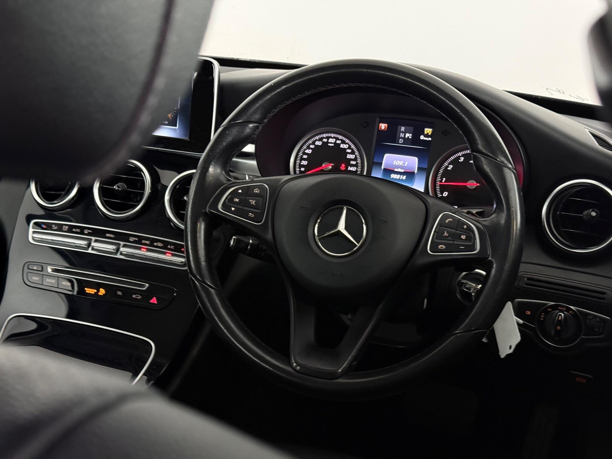 Mercedes-Benz C-Class view 12