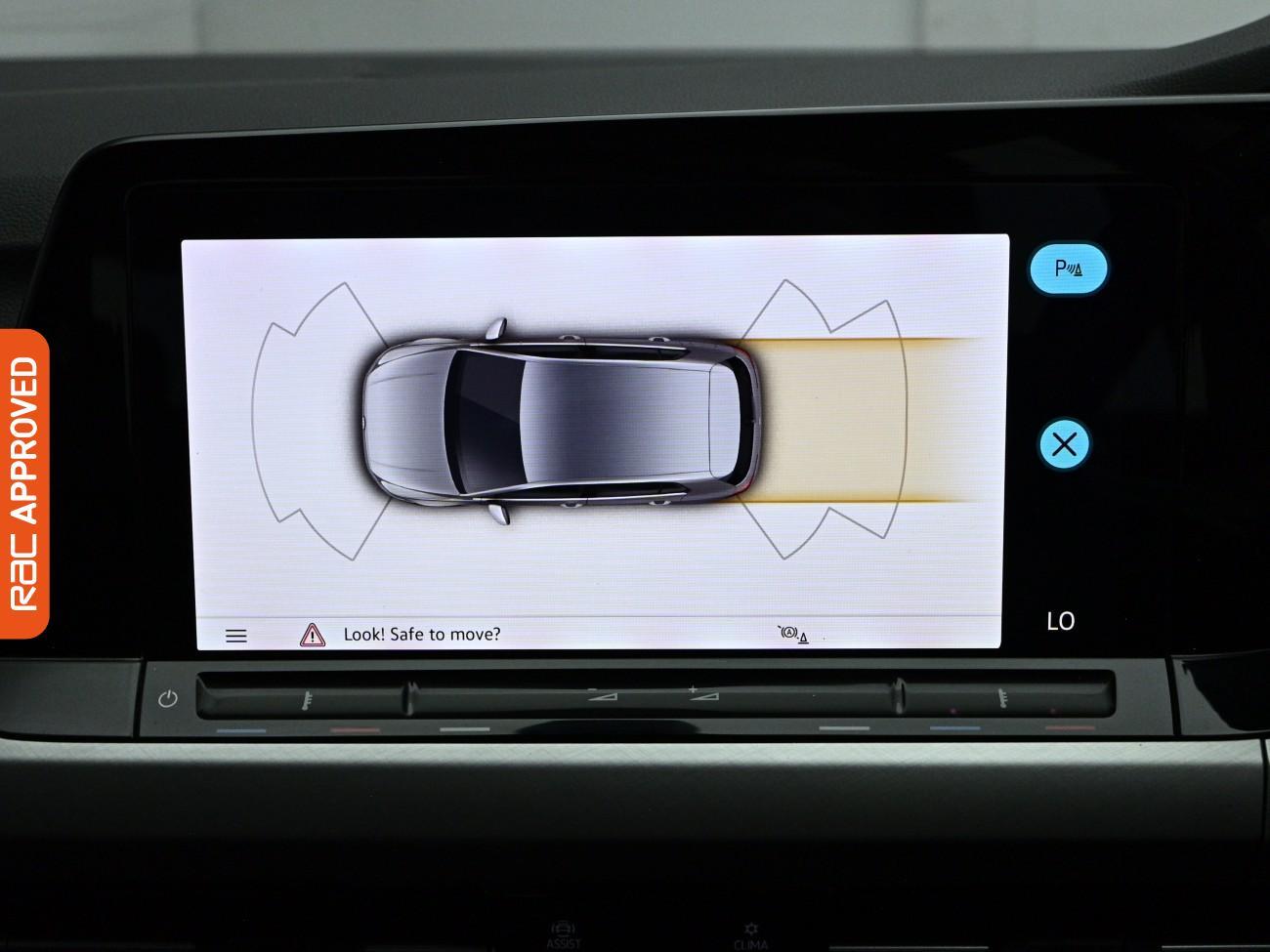 Volkswagen Golf view 17