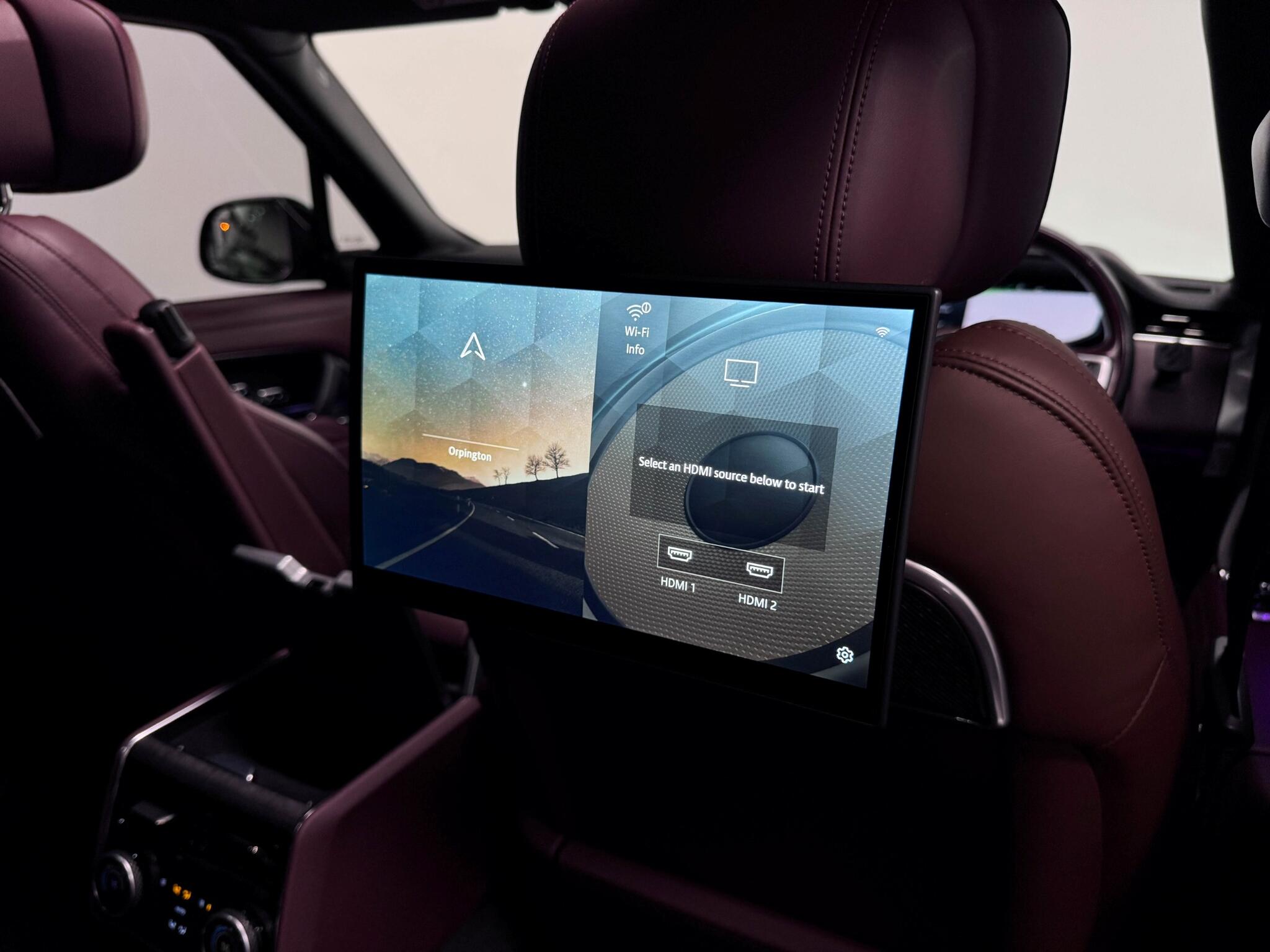 Land Rover Range Rover view 35