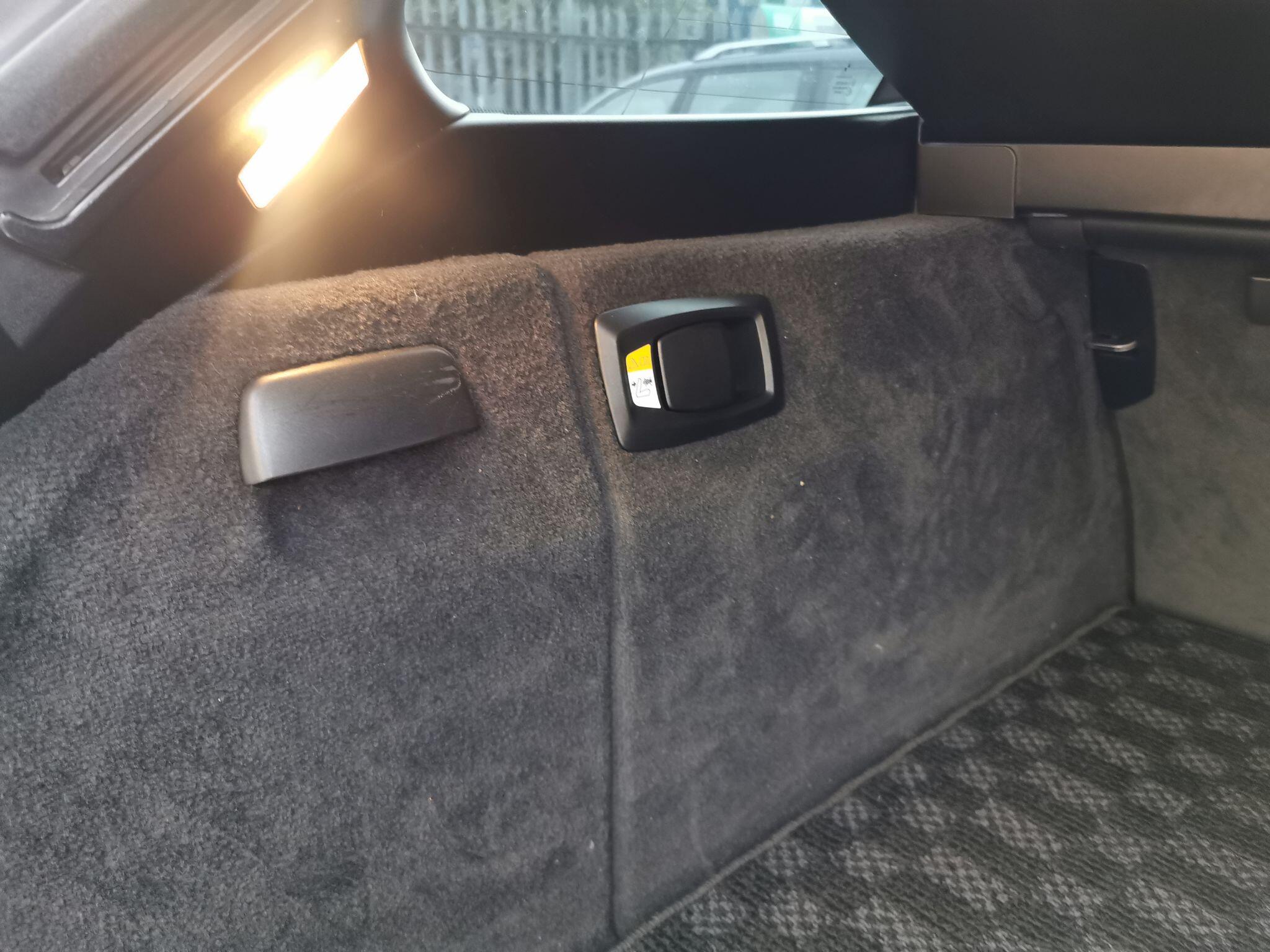 BMW 5 Series view 41