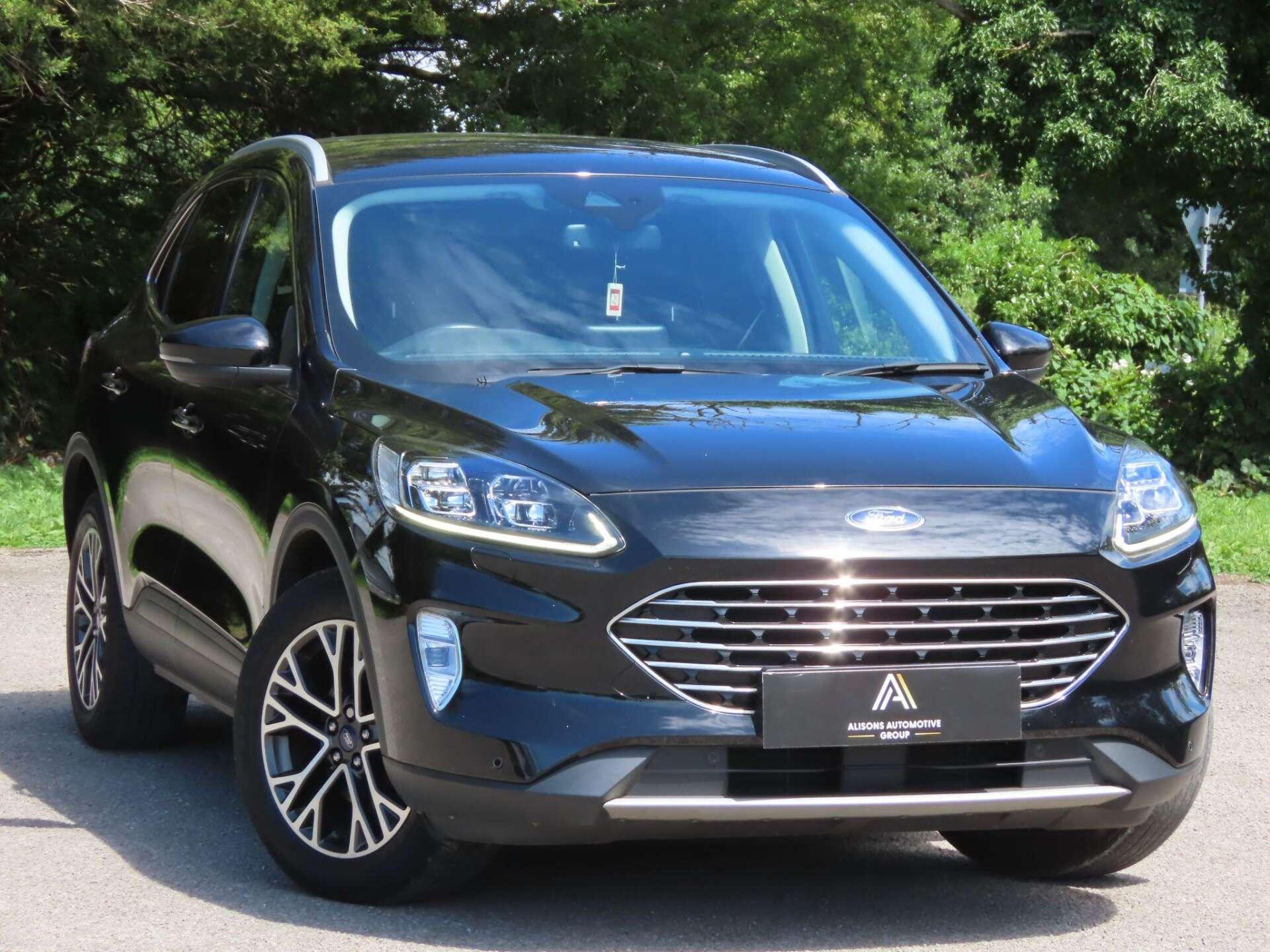 Ford Kuga view 3
