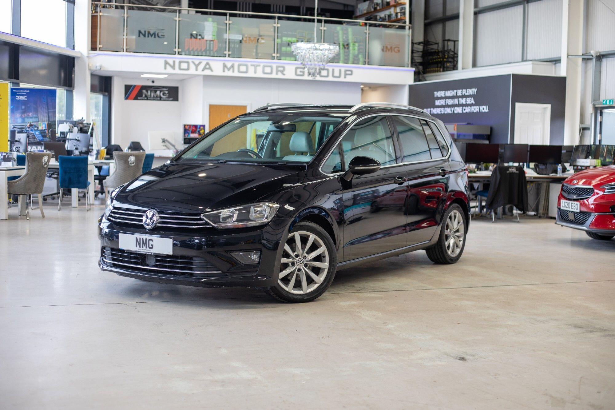 Volkswagen Golf Sportsvan view 5
