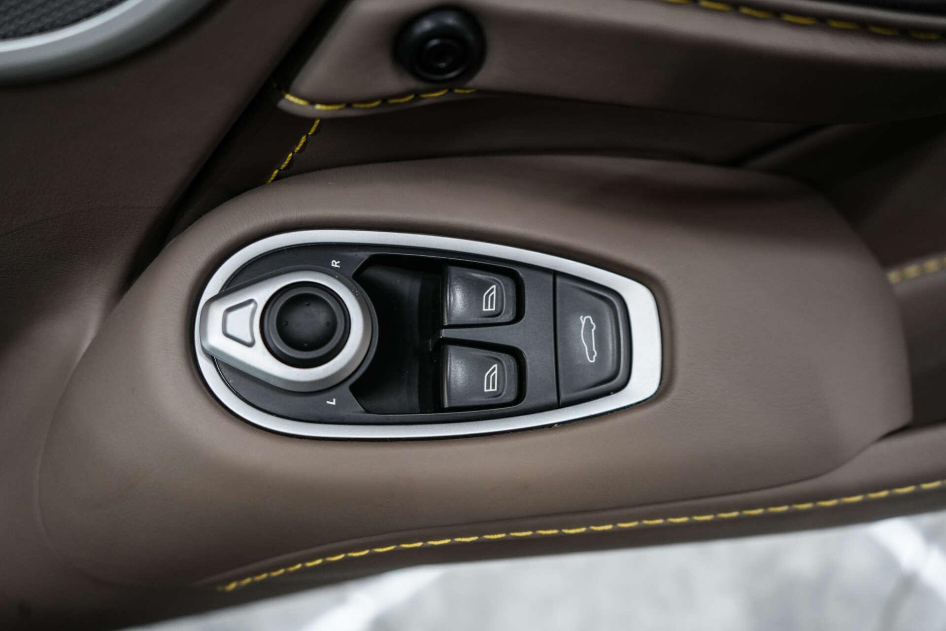 Aston Martin Vantage view 22