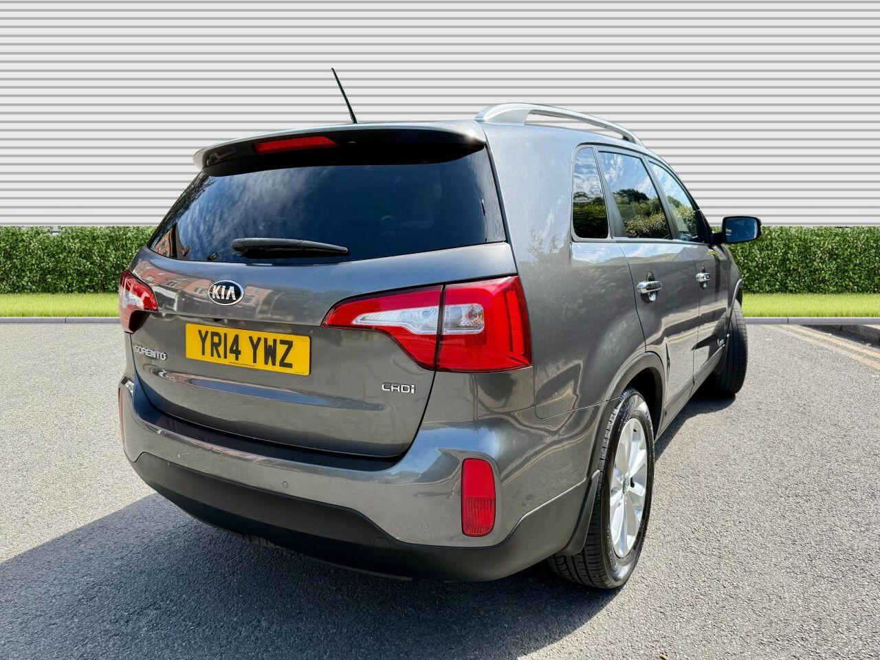 Kia Sorento view 13