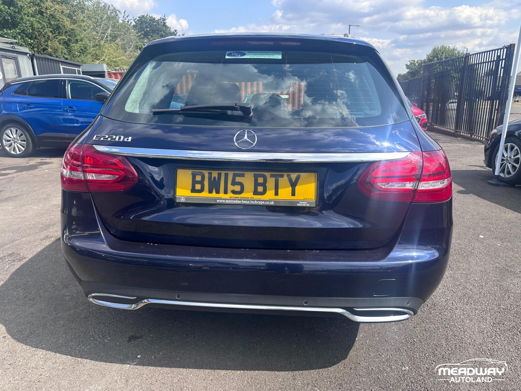 Mercedes-Benz C Class view 15