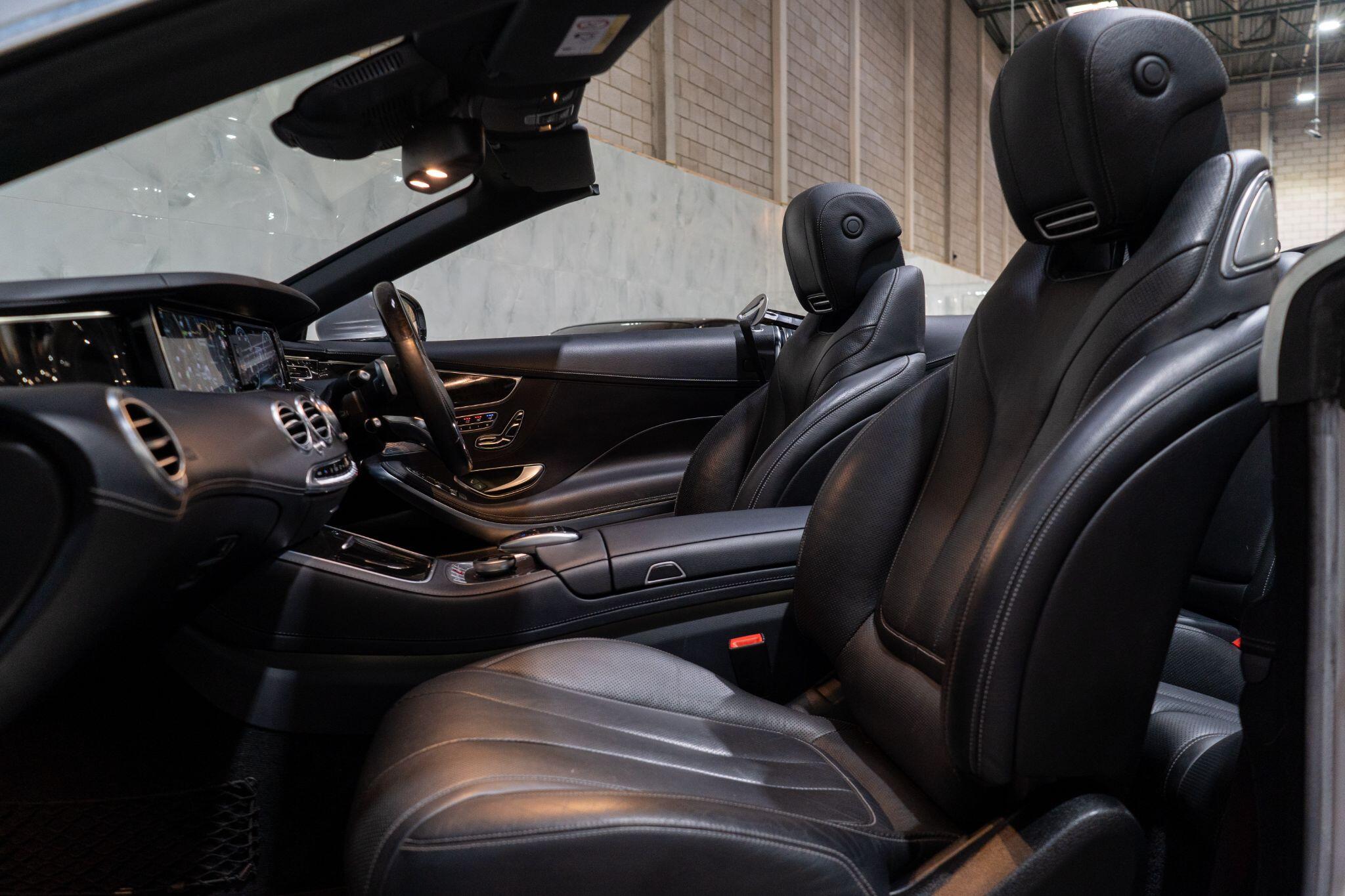 Mercedes-Benz S-Class view 14