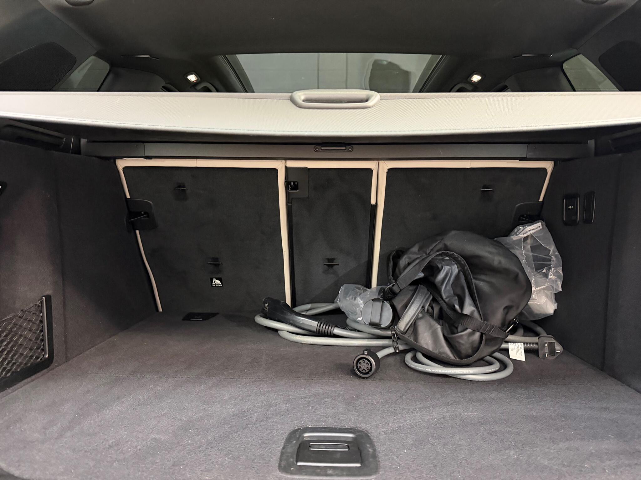 BMW Ix3 view 25
