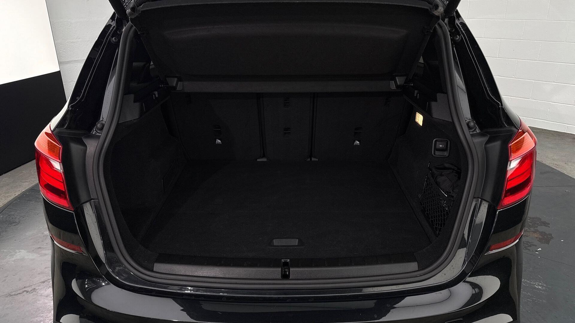 BMW 2 Series view 13