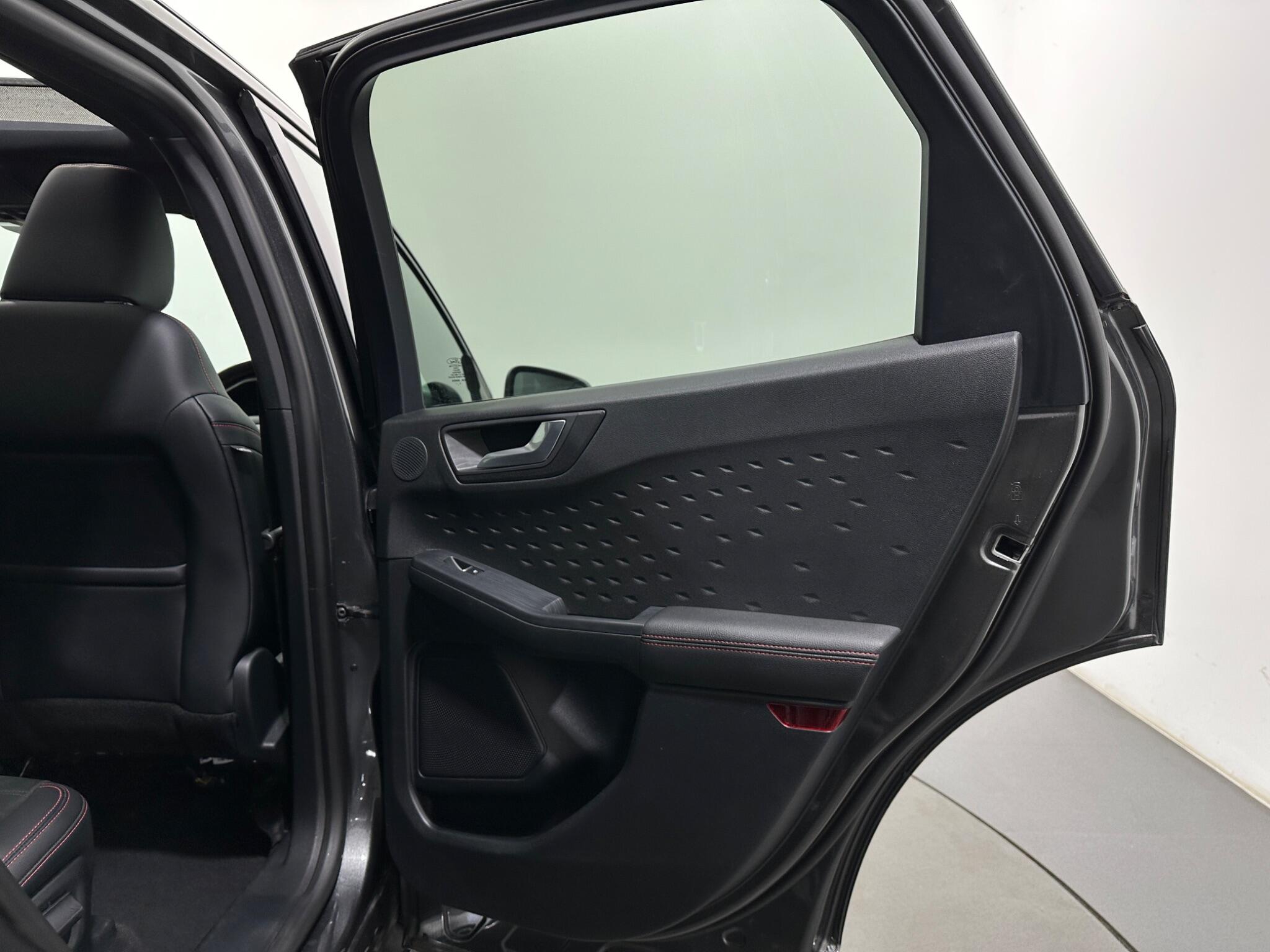 Ford Kuga view 41