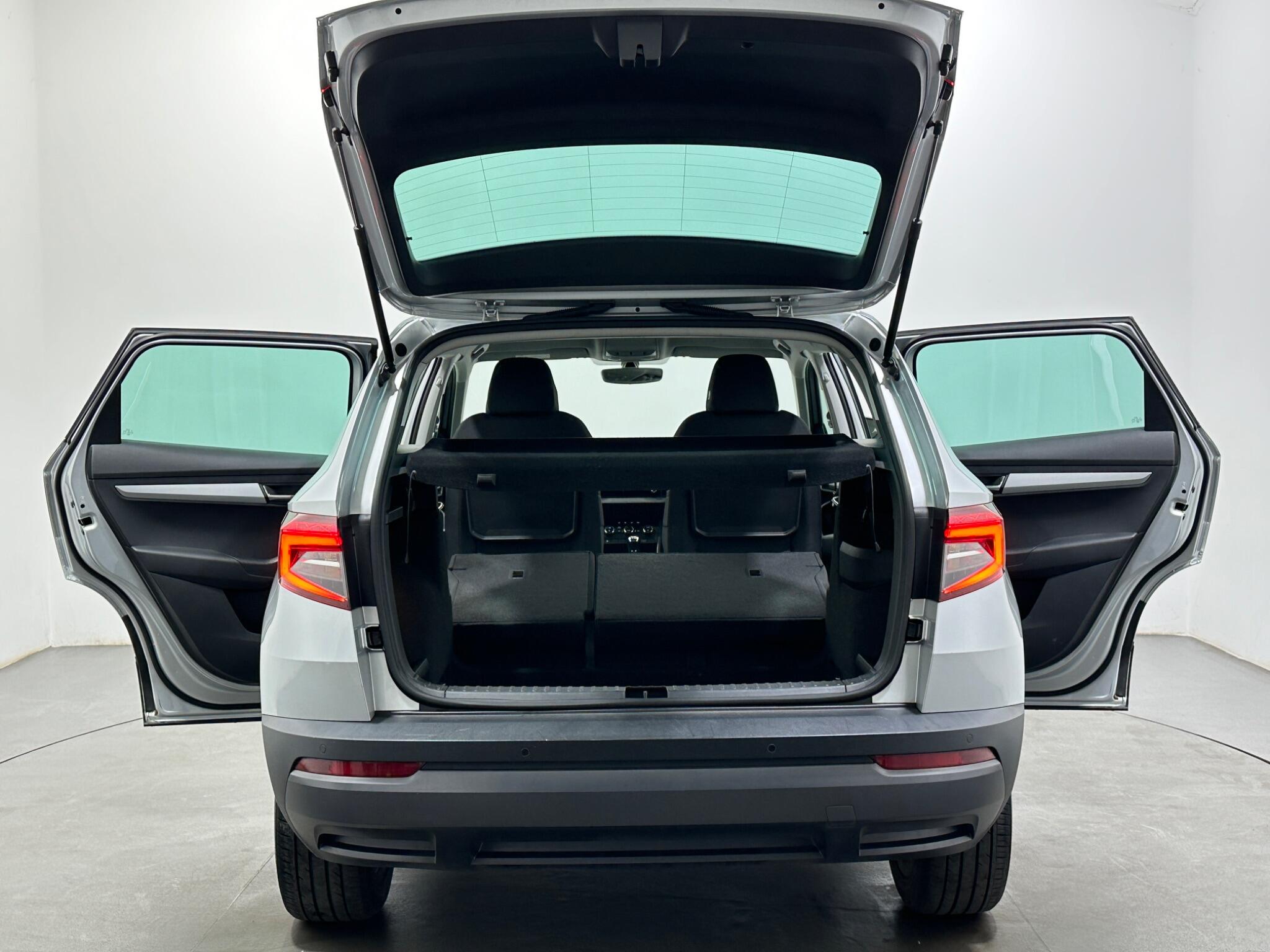 Skoda Karoq view 43