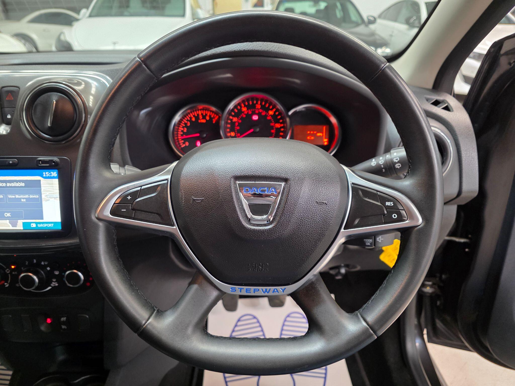 Dacia Sandero Stepway view 12