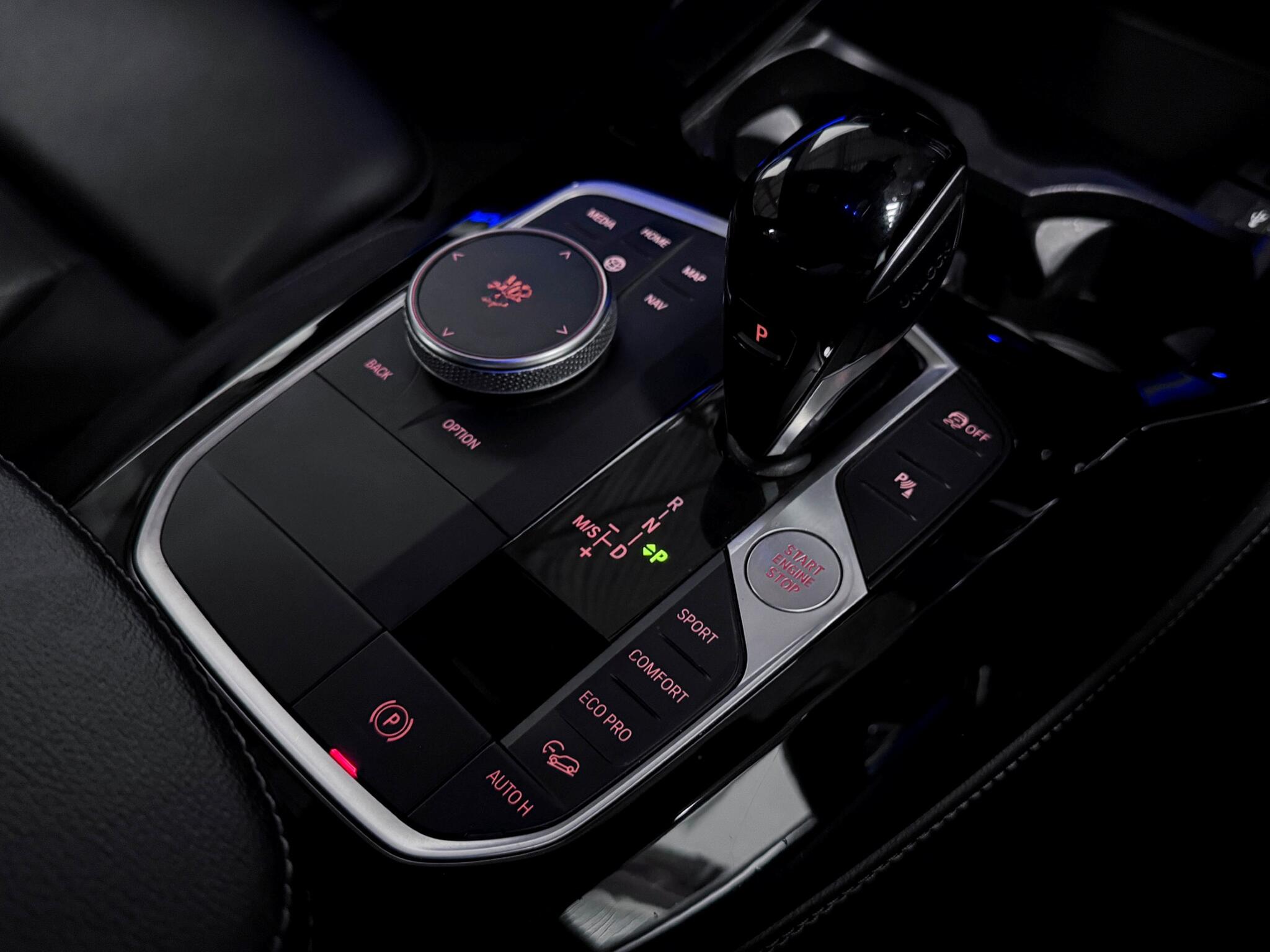 BMW X4 view 28