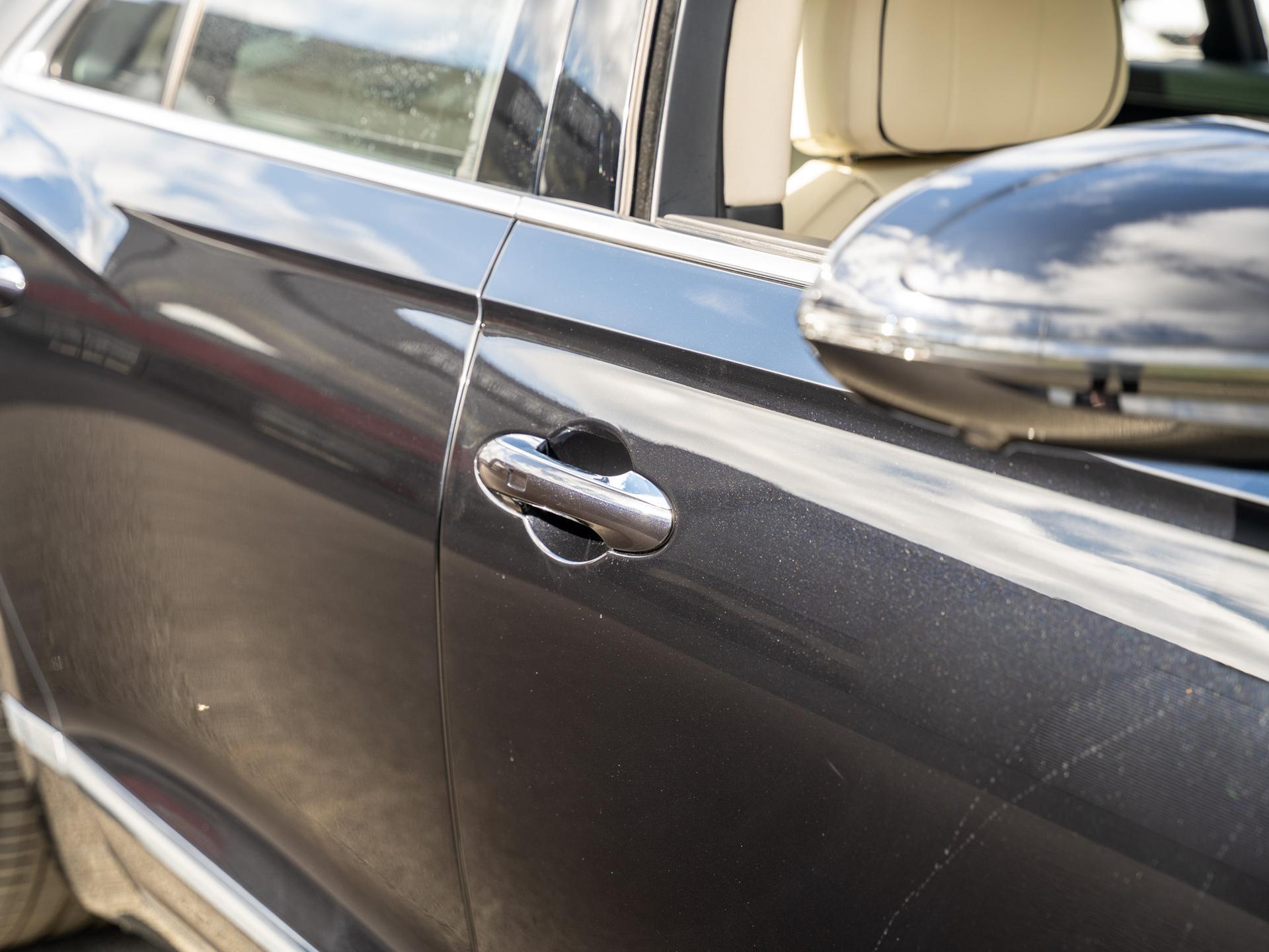 Bentley Flying Spur view 45