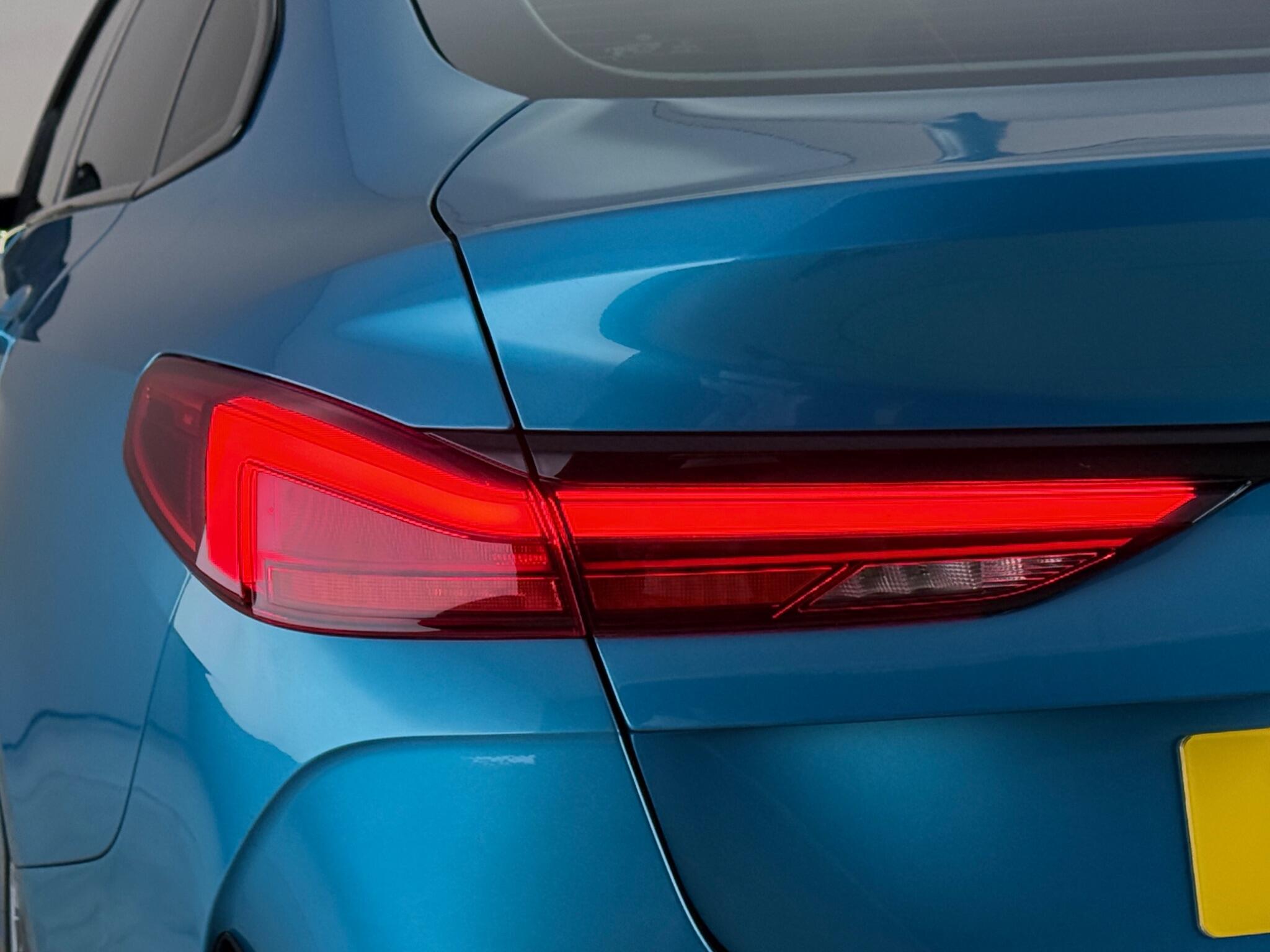 BMW 2 Series view 10